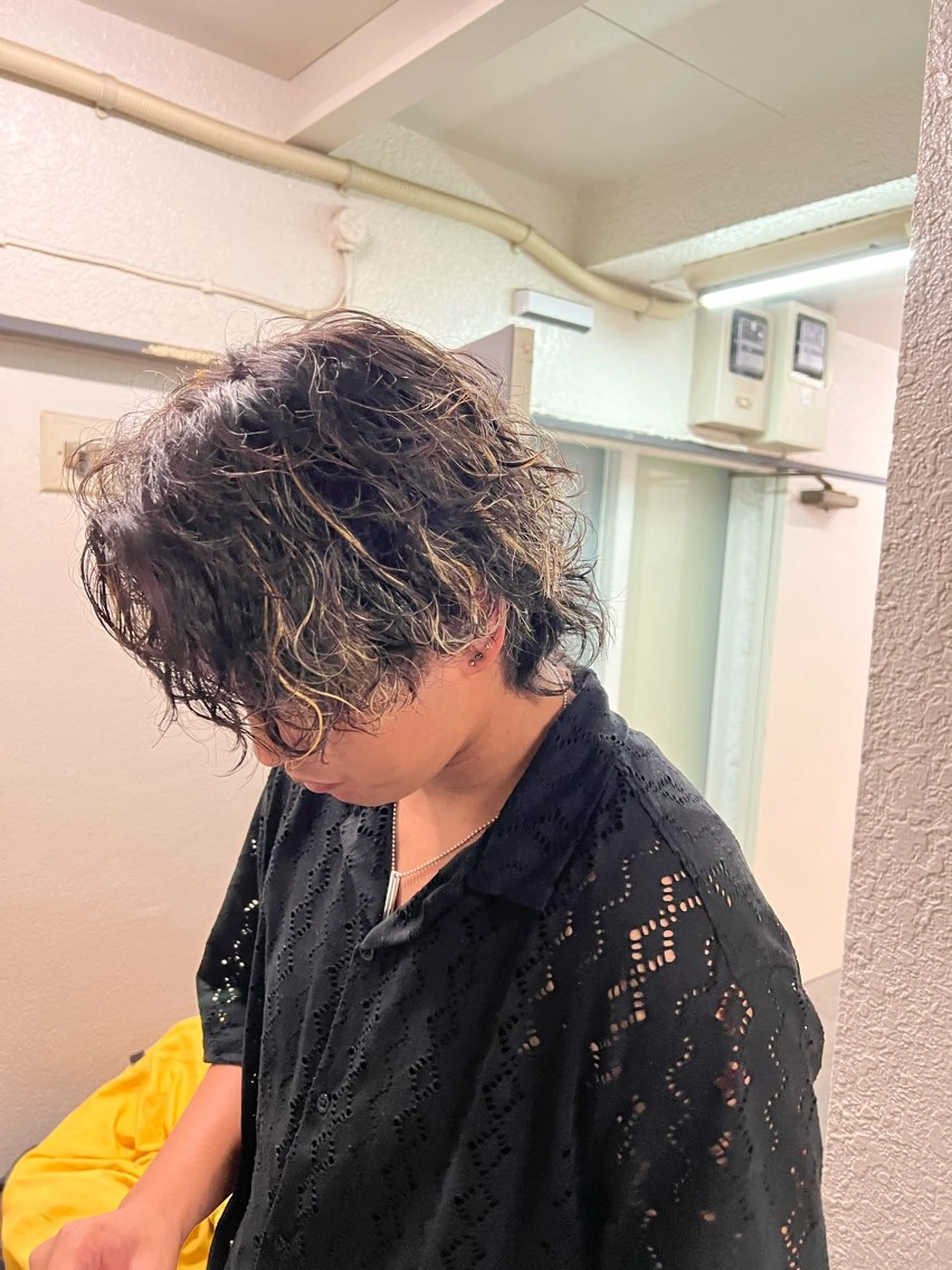 パーマ メンズ メンズパーマ 波巻きパーマ 韓国メンズ特化🌙 Ryosukeのヘアスタイル