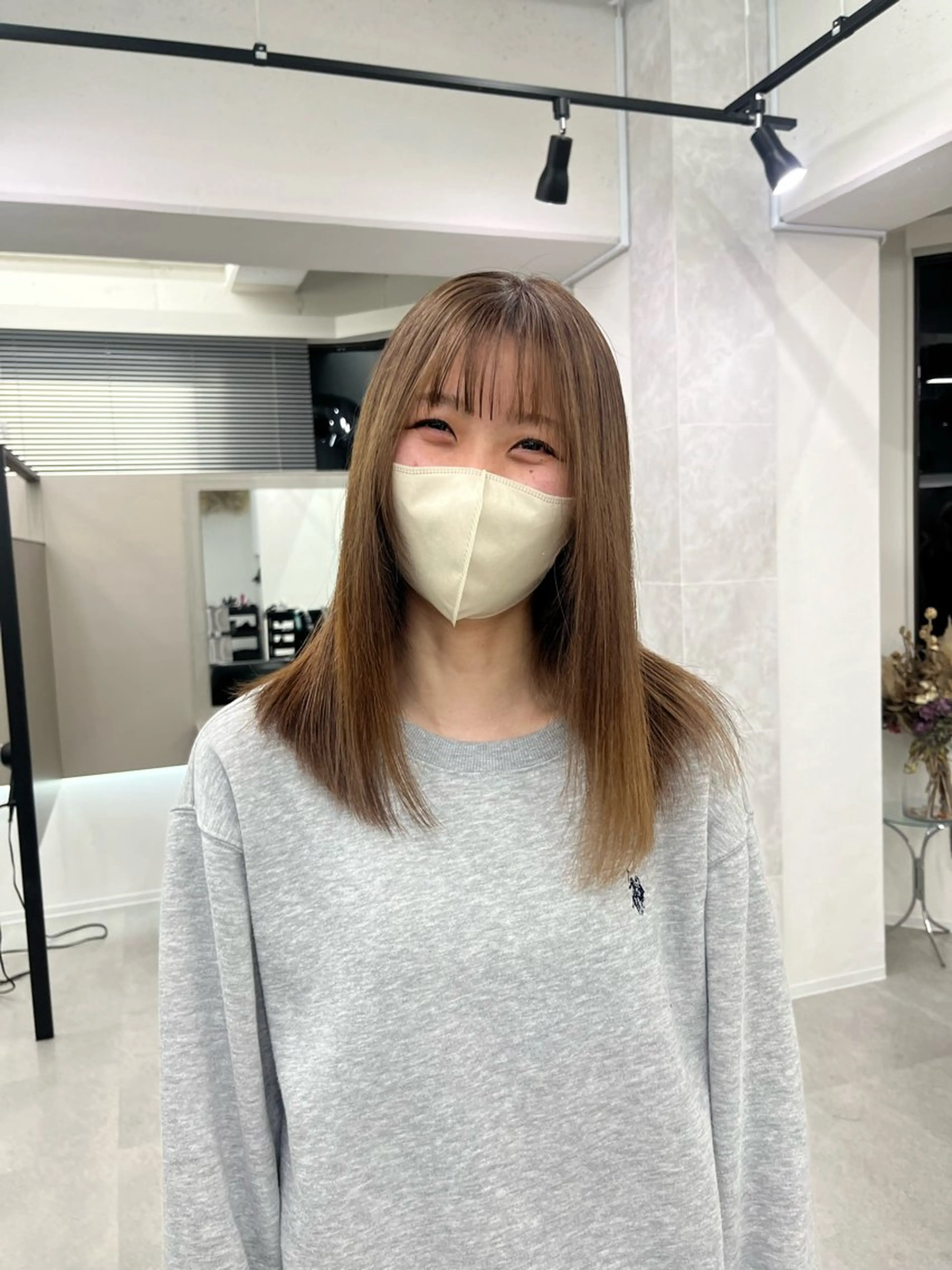 カラー ベージュカラー ヘアカラー 志垣 真衣のヘアスタイル