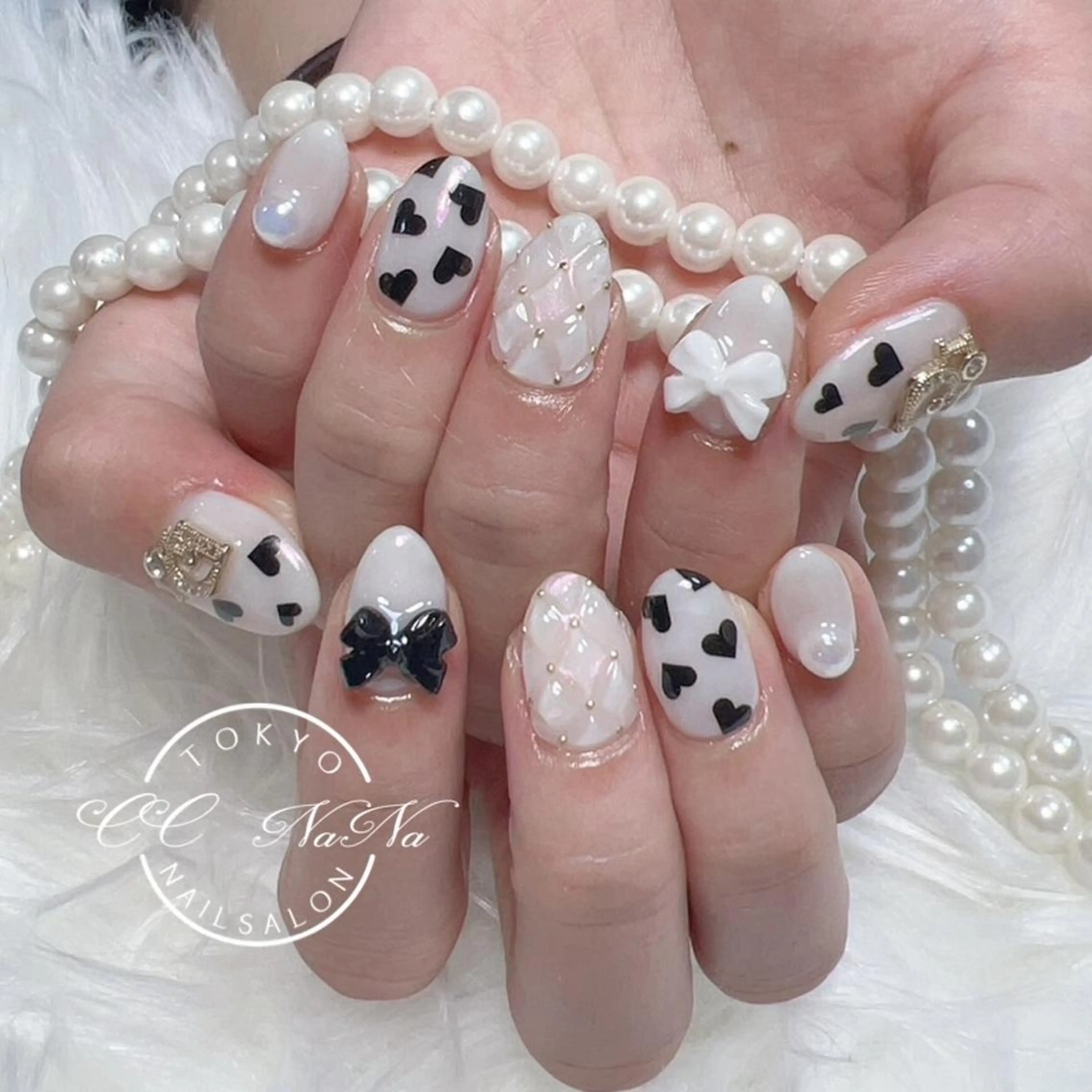 ネイル CC  NaNa ワンホンネイル🌙のネイルデザイン