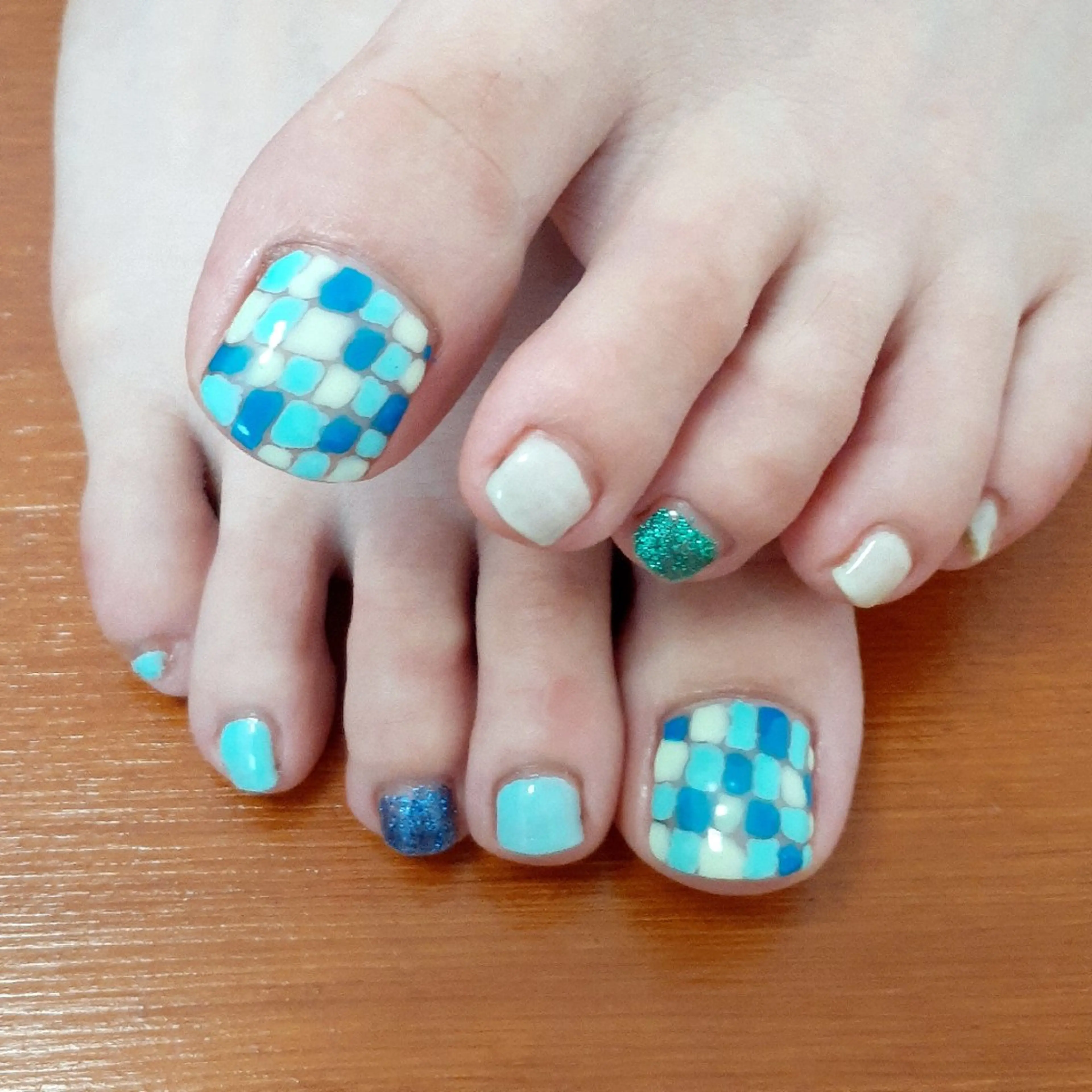 ネイル フットネイル 池元 真由美のネイルデザイン