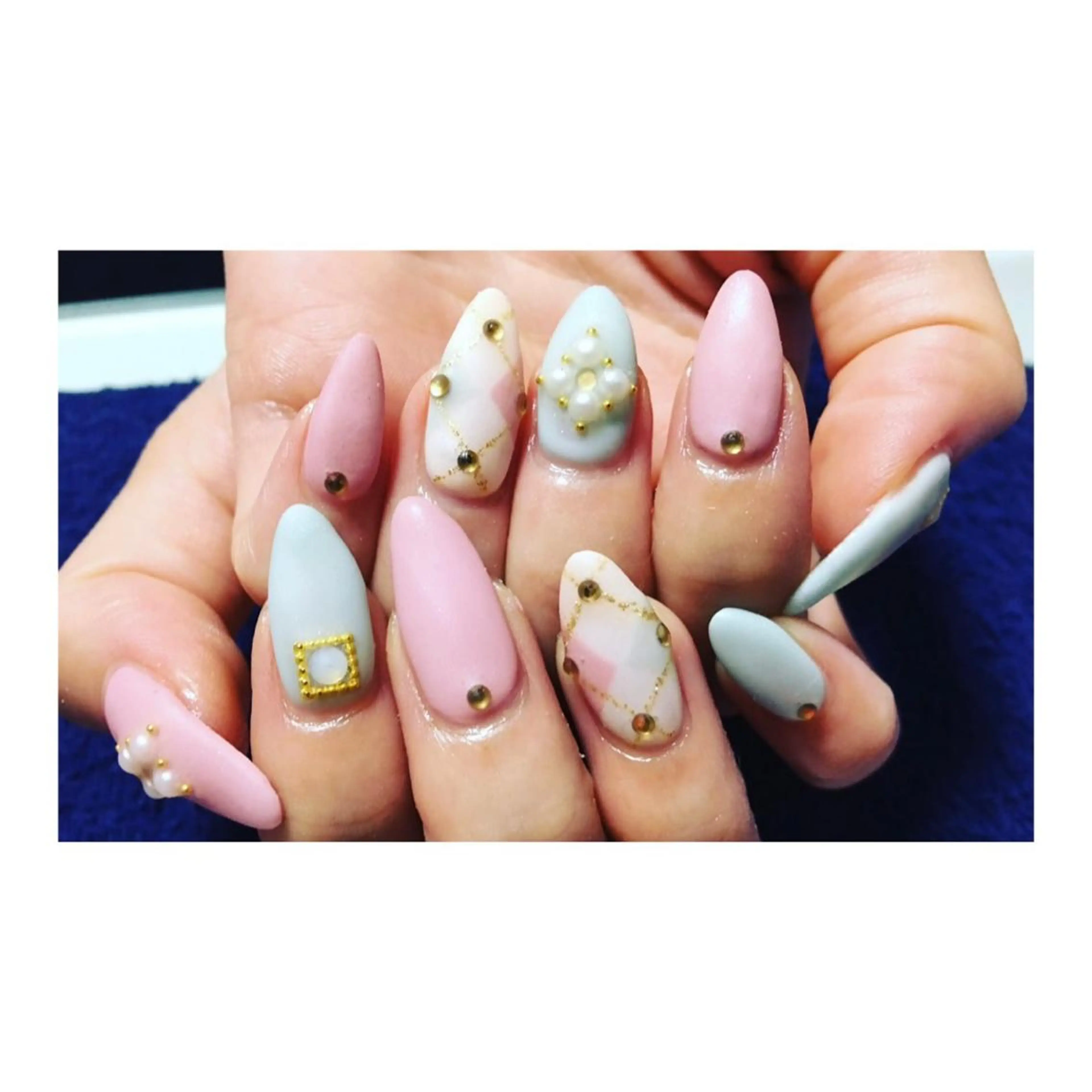 ネイル マットネイル ハンドネイル M nail 個人サロン𓆉♥︎のネイルデザイン