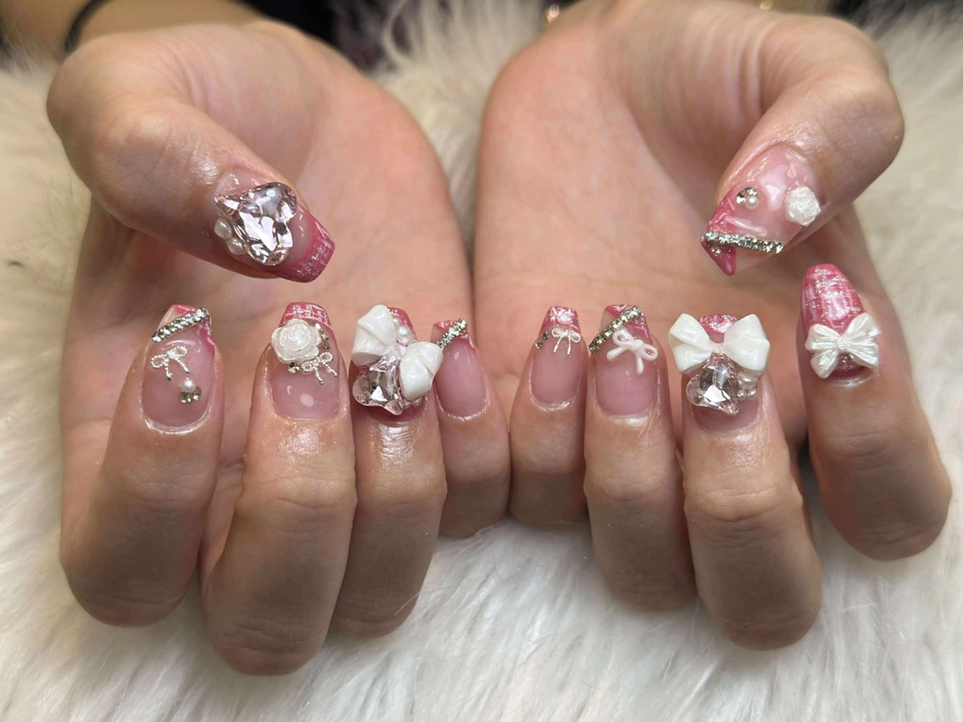 ネイル アートネイル 成人式 ジェルネイル ニュアンスネイル 夏ネイル ハンドネイル Nie Nail Shinokuboのネイルデザイン