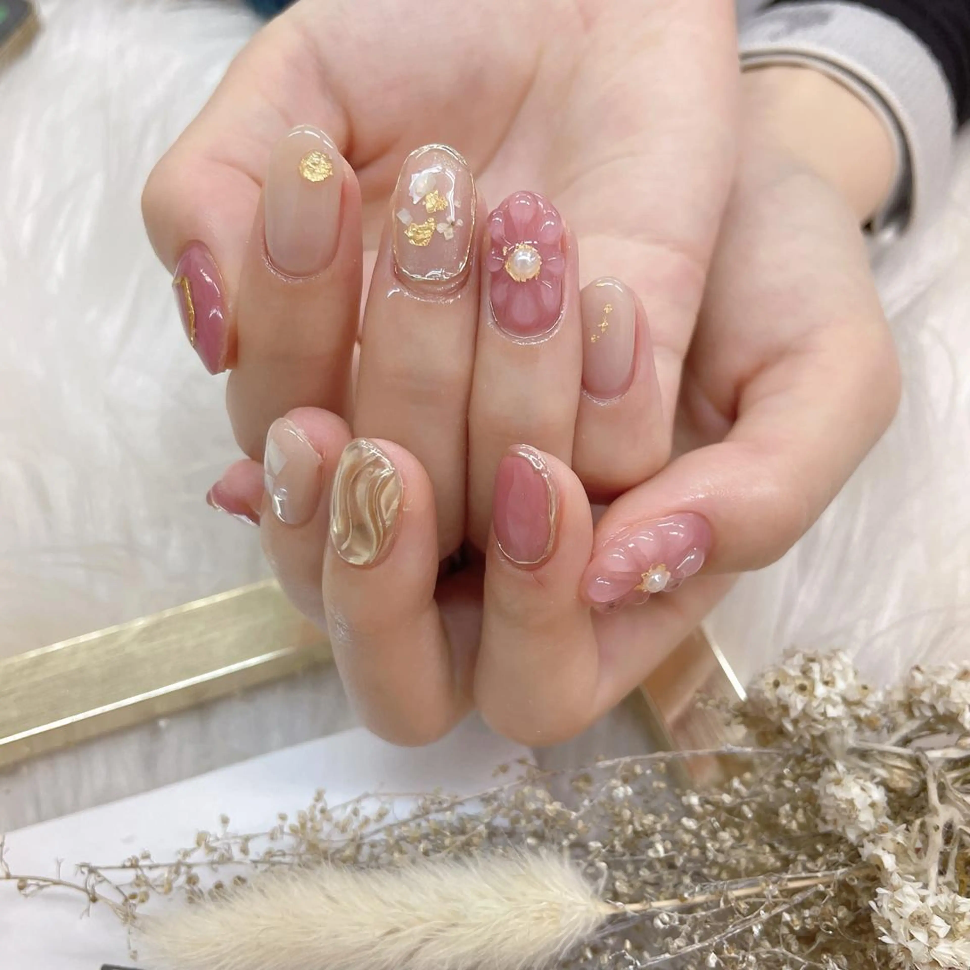 ネイル 🦋ネイルサロン ブラン🌈ゆりのネイルデザイン