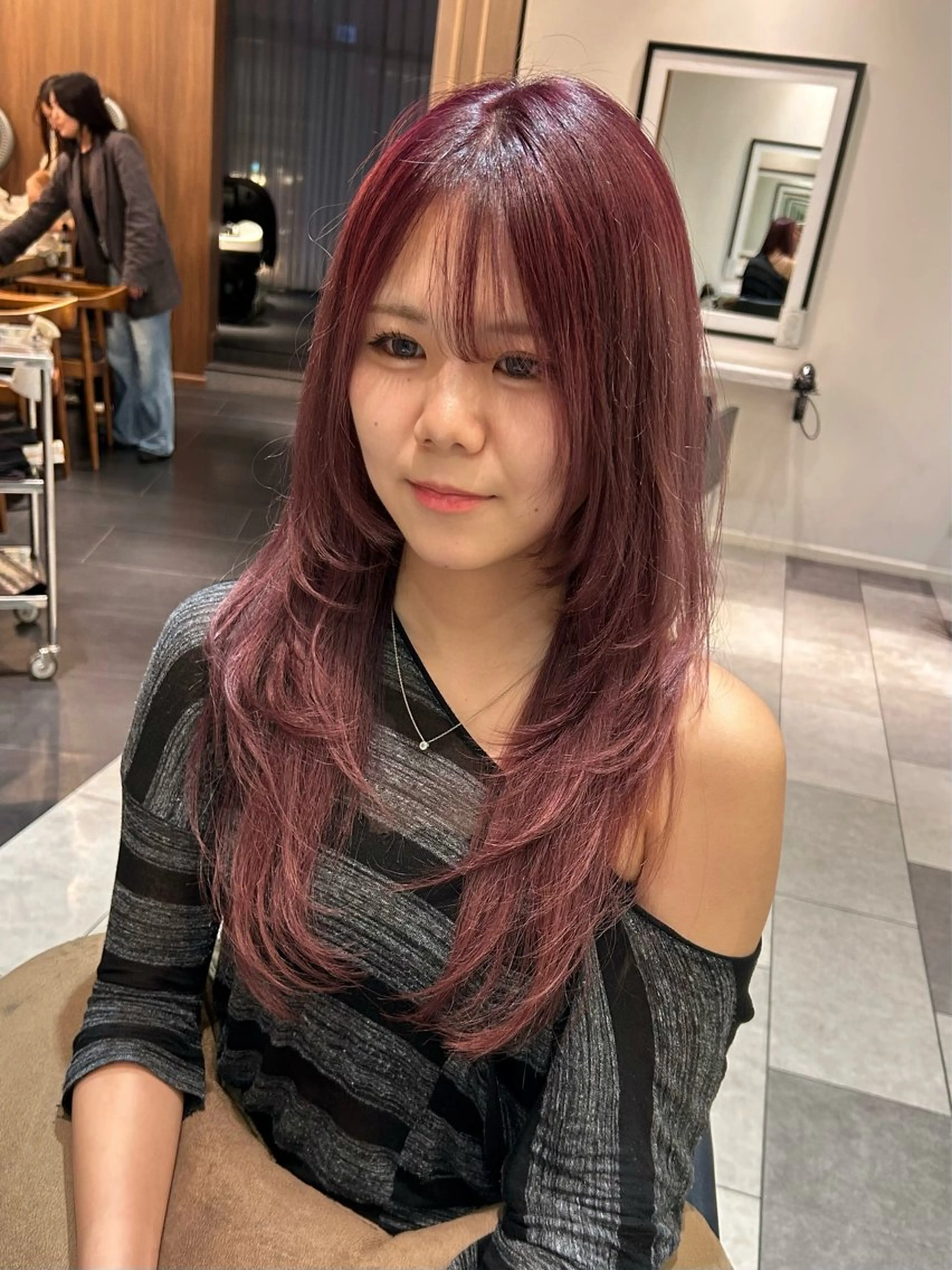 ロング カラー ブリーチ カット ヘアカラー 縮毛矯正 中原 優美のヘアスタイル