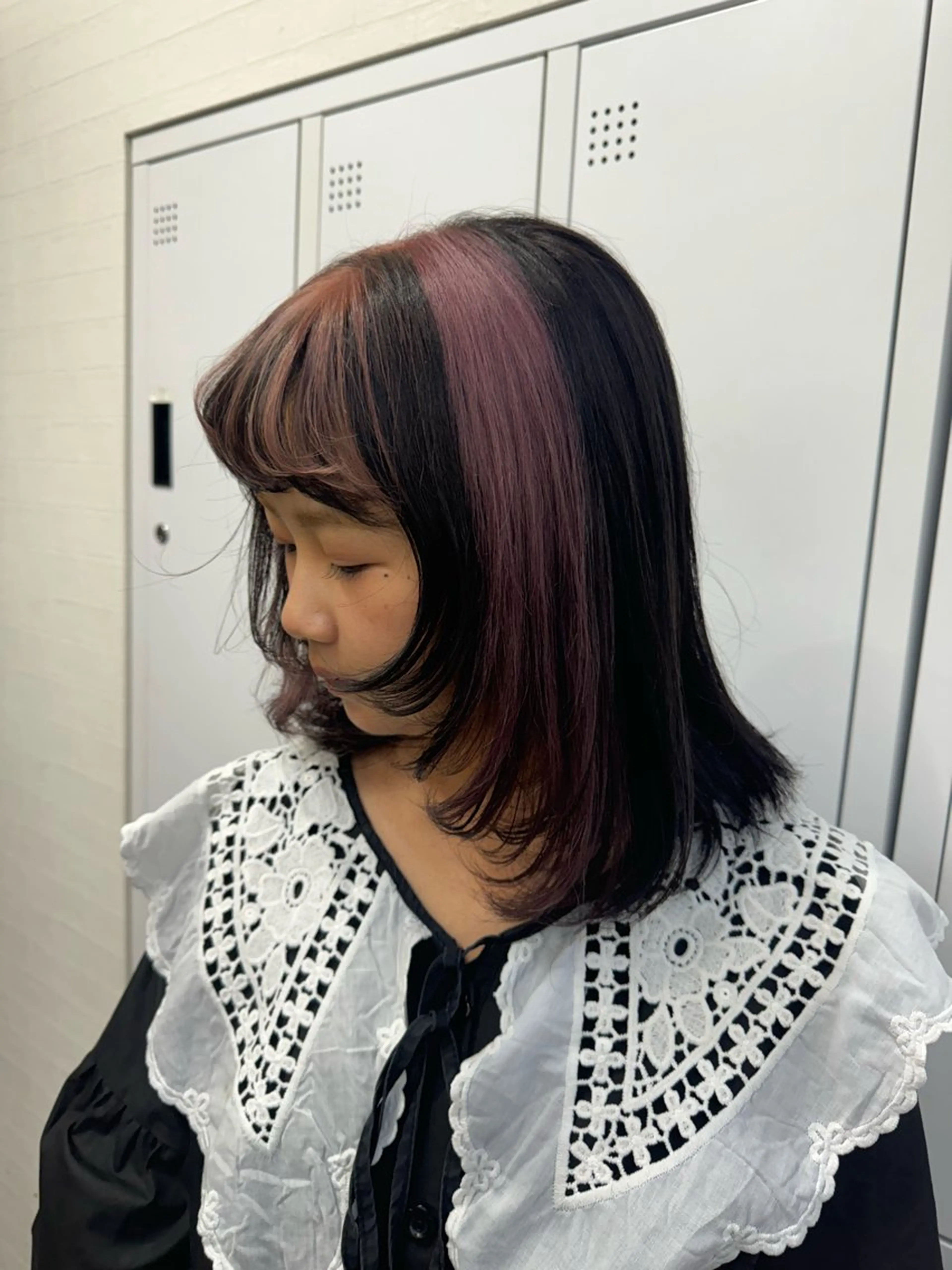 ミディアム ヘアカラー トリートメント 田子🦋ハイトーン 🫐耳つぼジュエリーのヘアスタイル