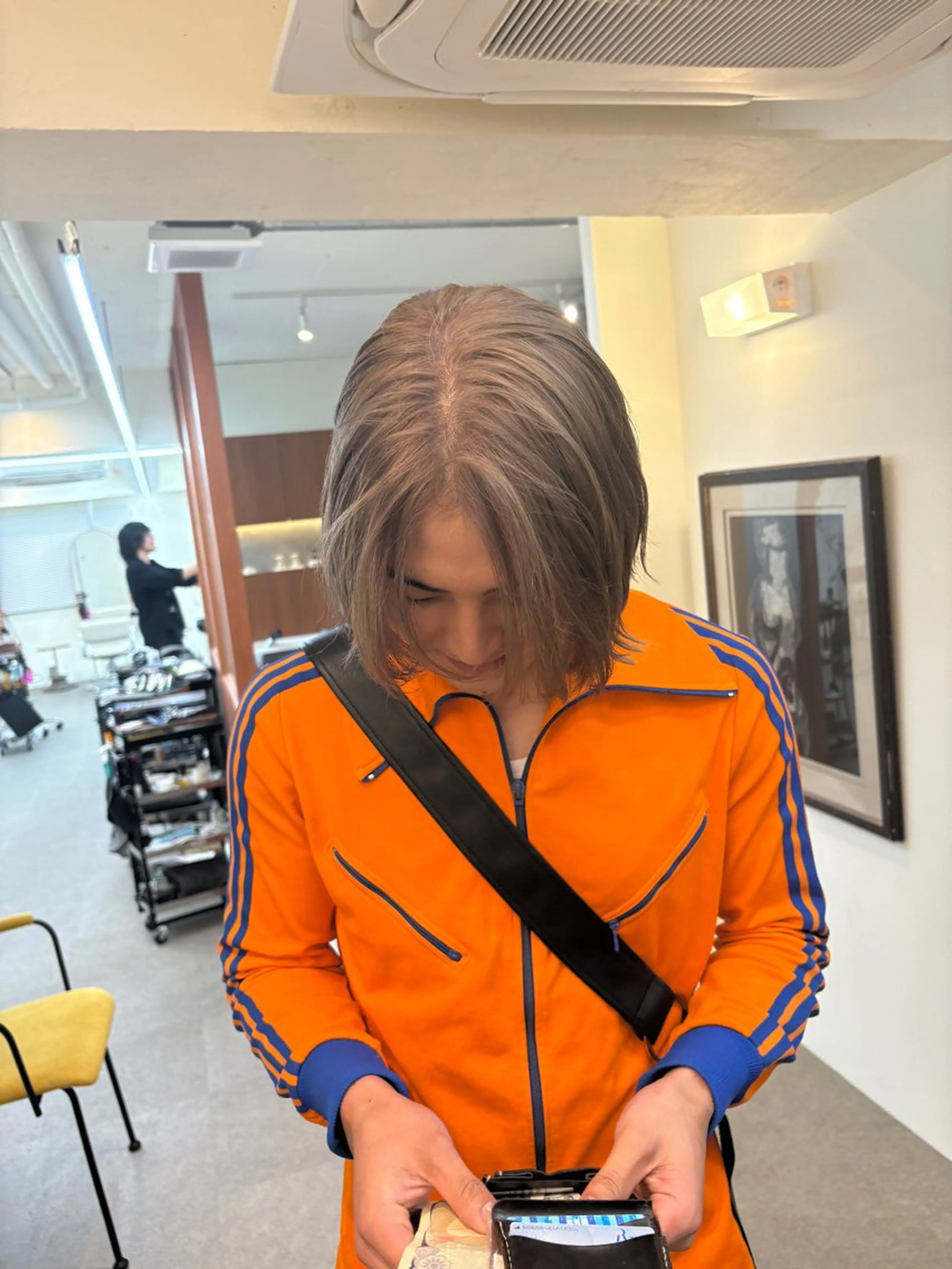 カラー ブリーチ 武石 優愛のヘアスタイル