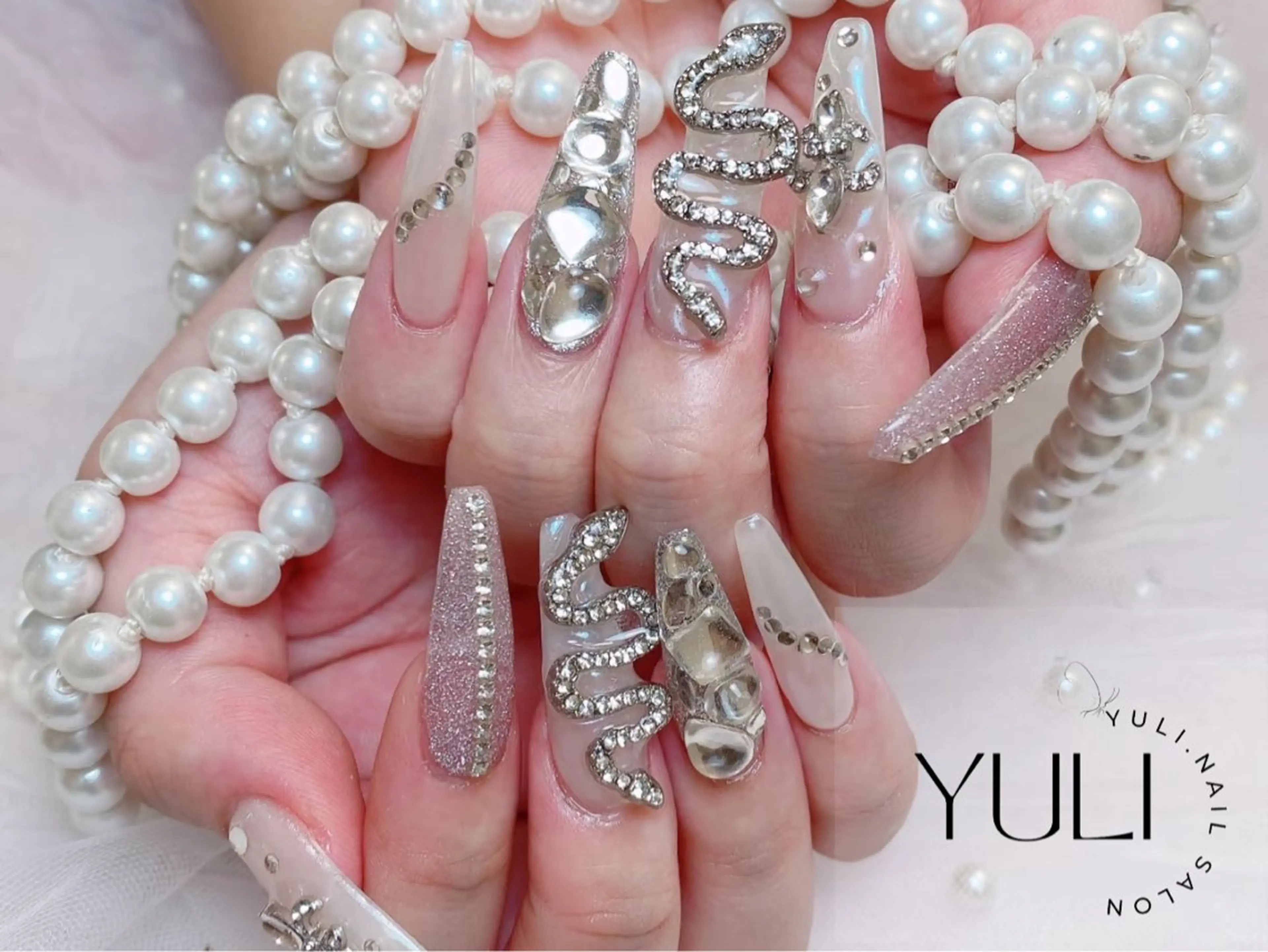 ネイル ハンドネイル 🎀YULI_ Nail 🎀新宿店のネイルデザイン