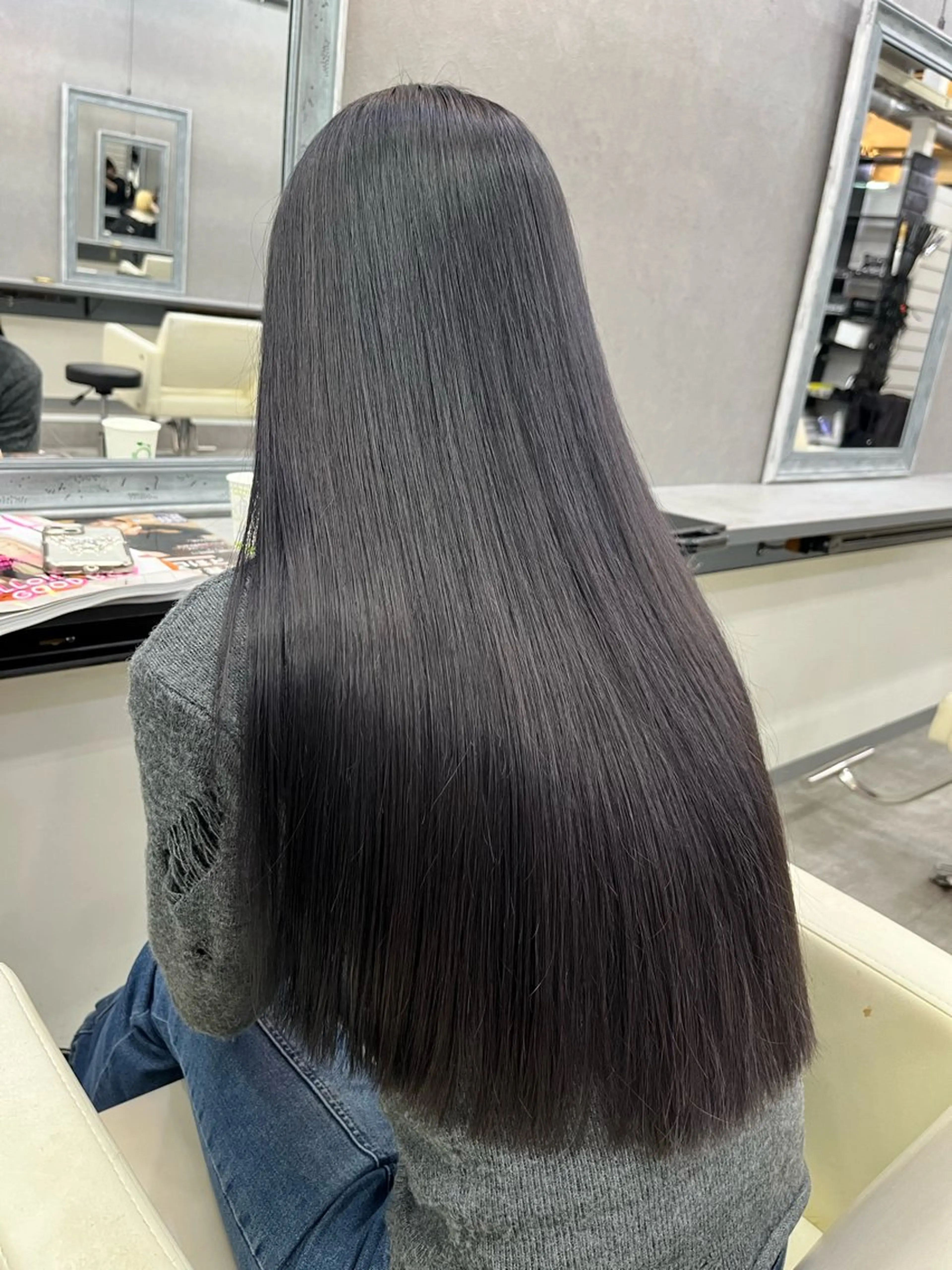セミロング カラー トリートメント 柔らかいヘアカラー 大成のヘアスタイル