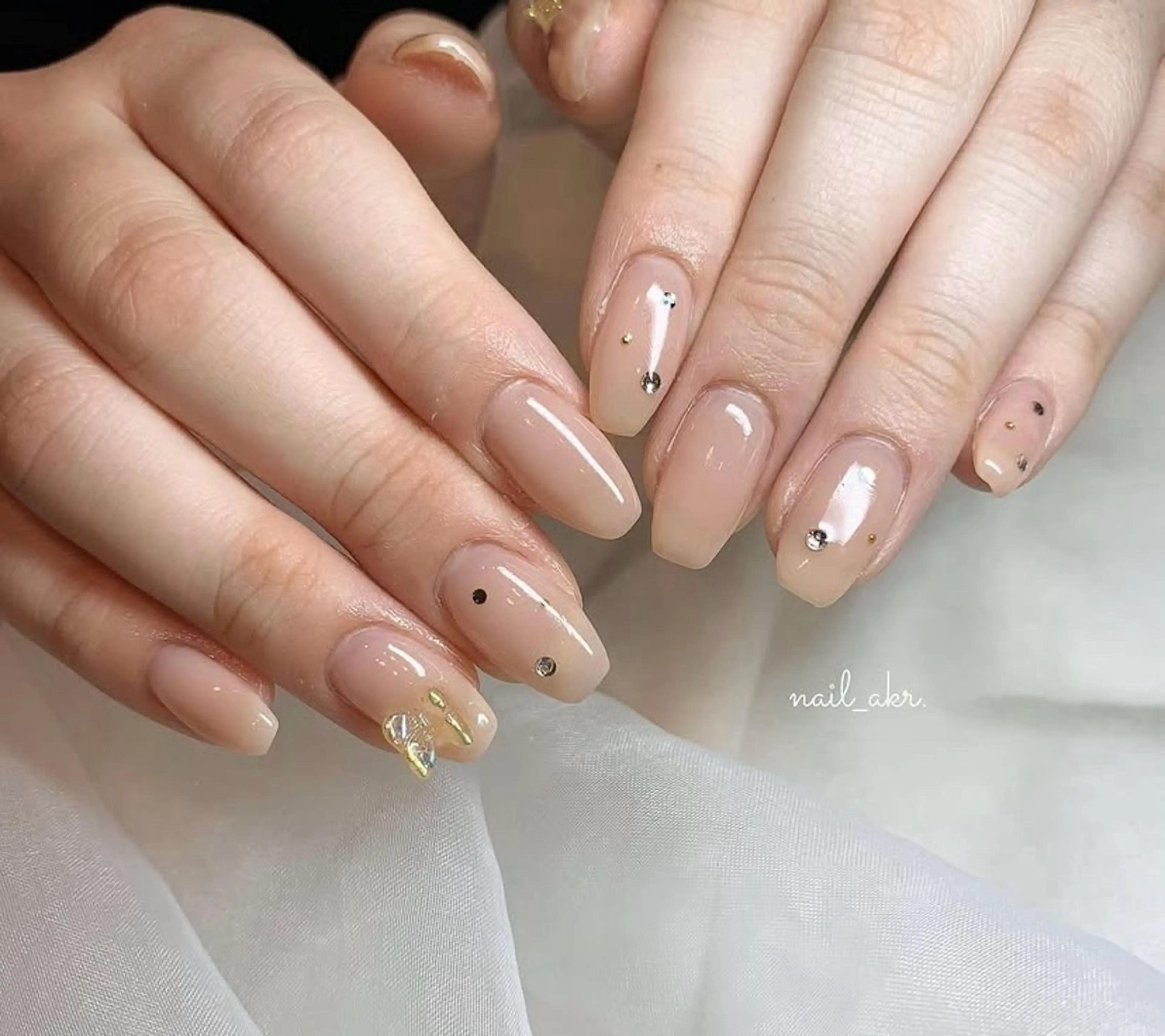 ネイル シンプルネイル ハンドネイル nailAVANCE akariのネイルデザイン