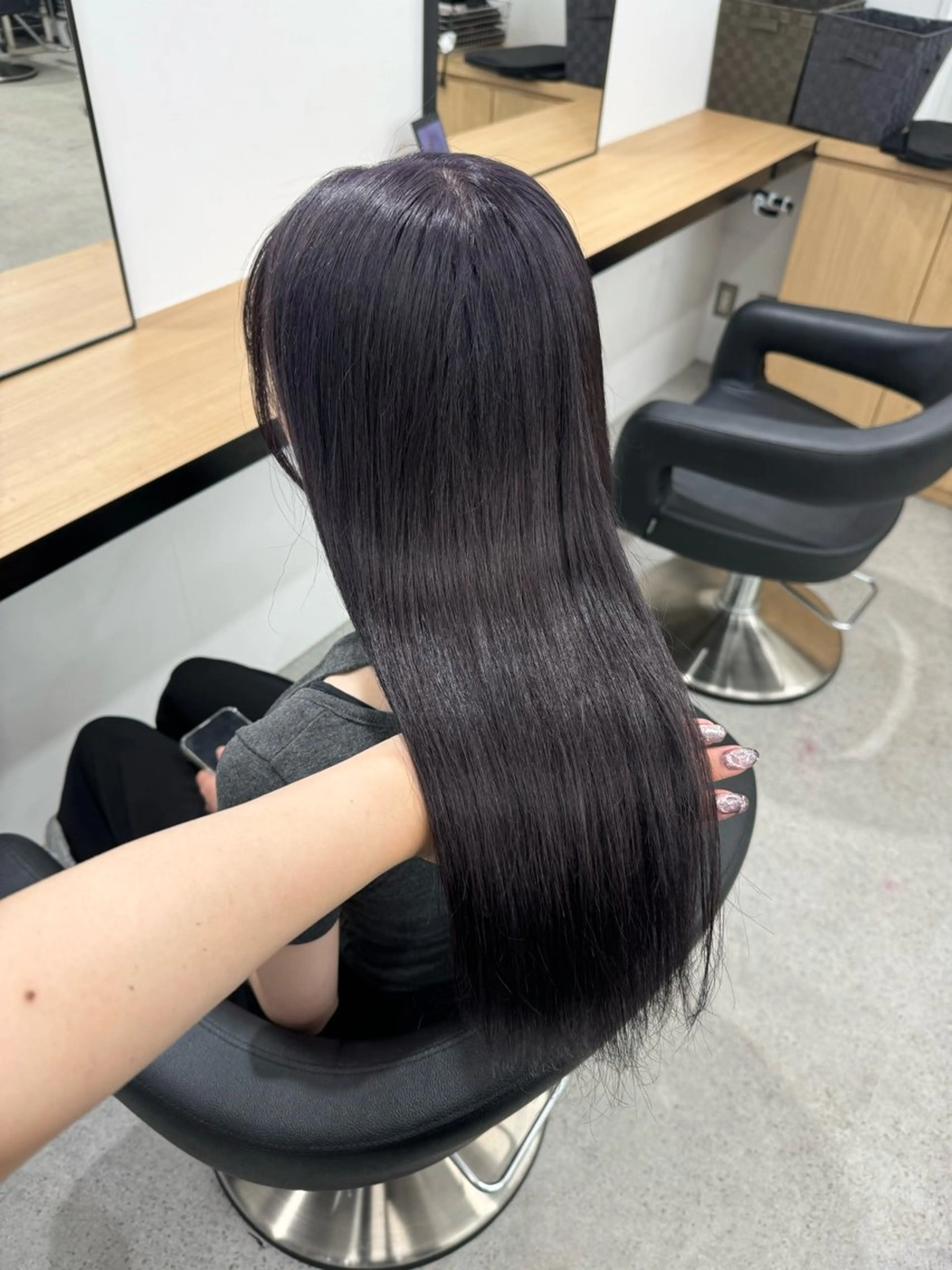 ロング カラー カット ヘアカラー 暗髪🩶ラベンダー/ ブルー/ユウナ🤍のヘアスタイル