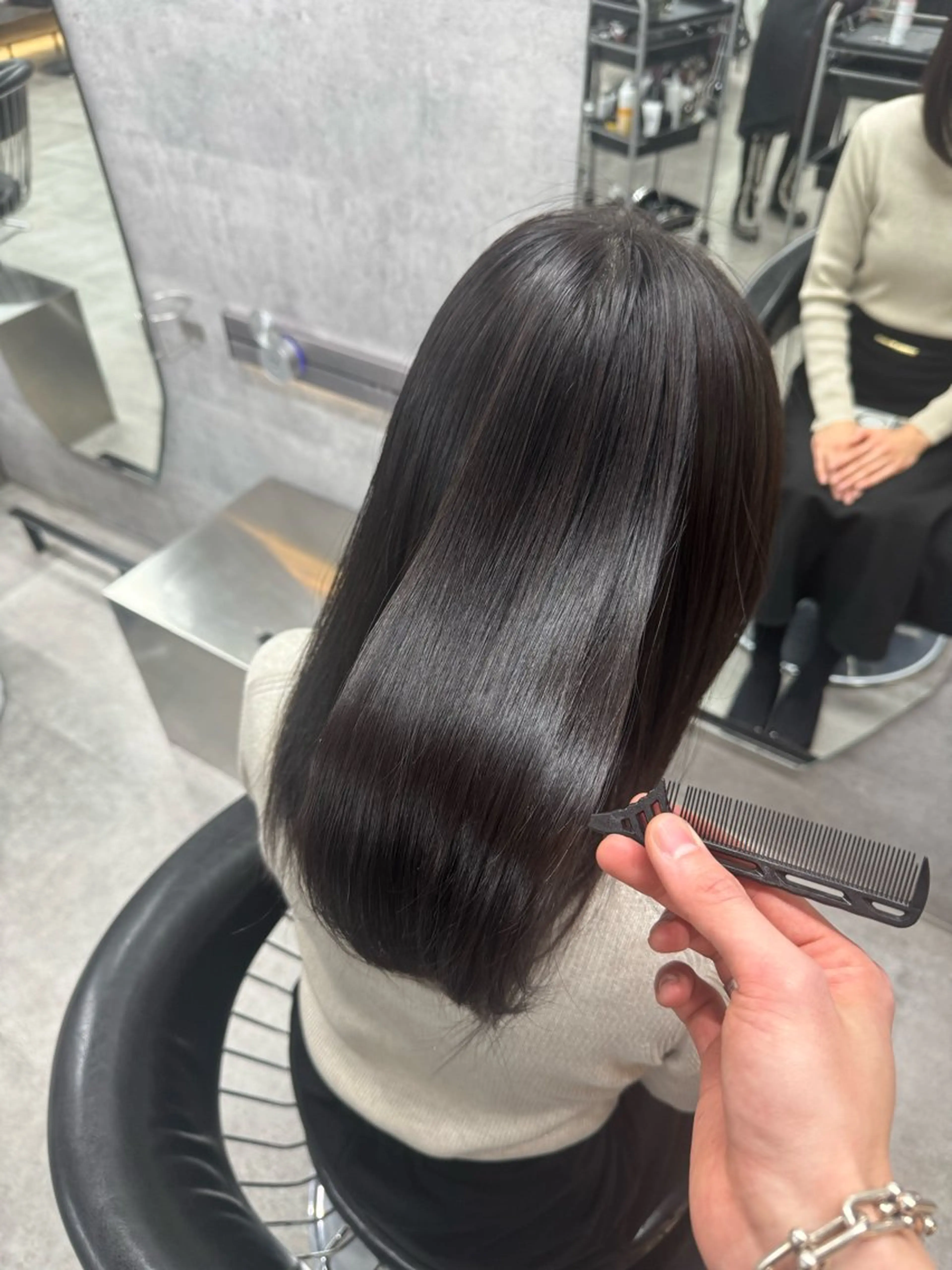 セミロング カット トリートメント NOOS omotesando所属・お悩み改善あなたの" You"💚❤️💛のヘアスタイル