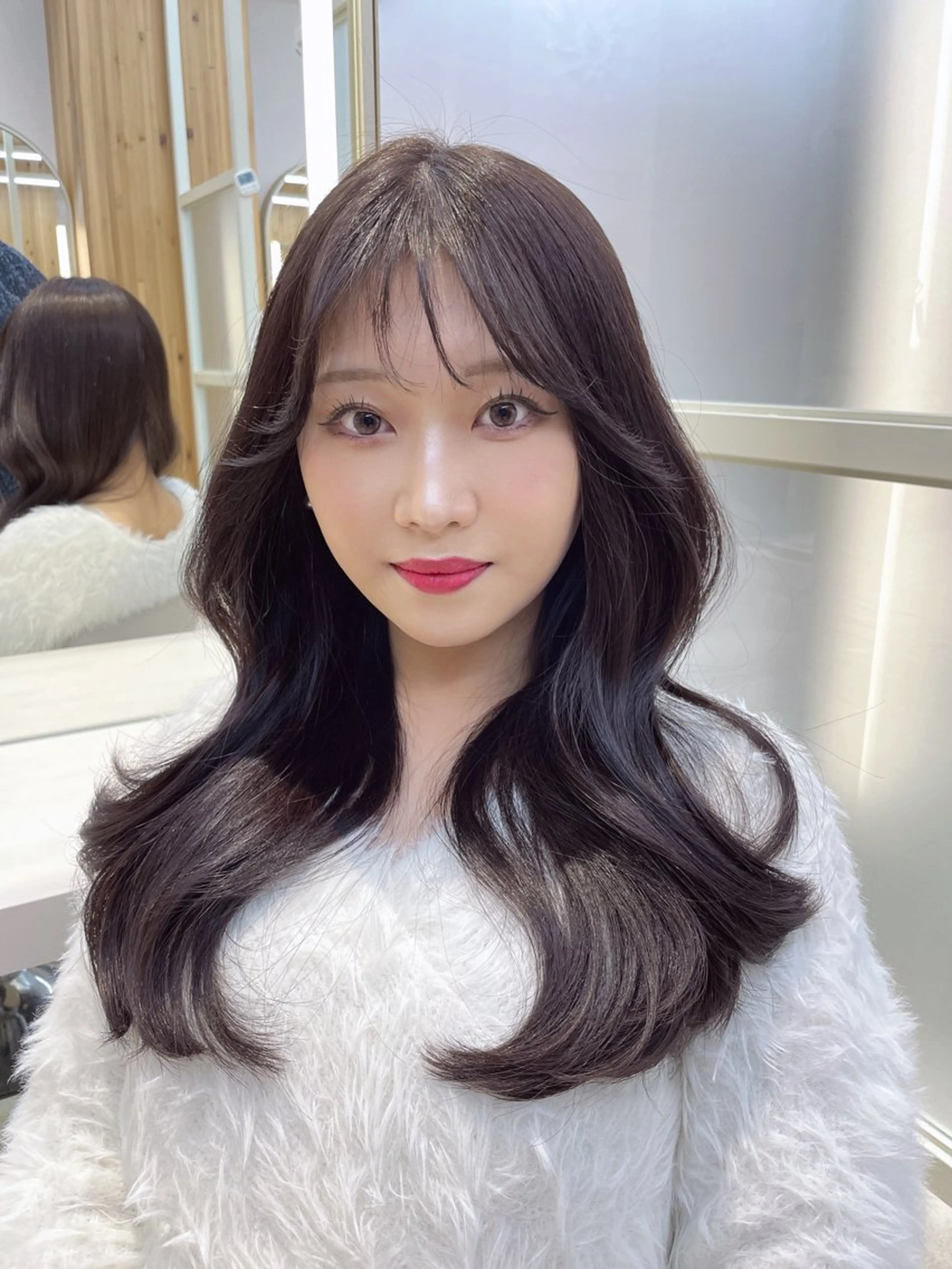 セミロング 顔周り/透明感カラー /韓国ヘア/TAKUのヘアスタイル