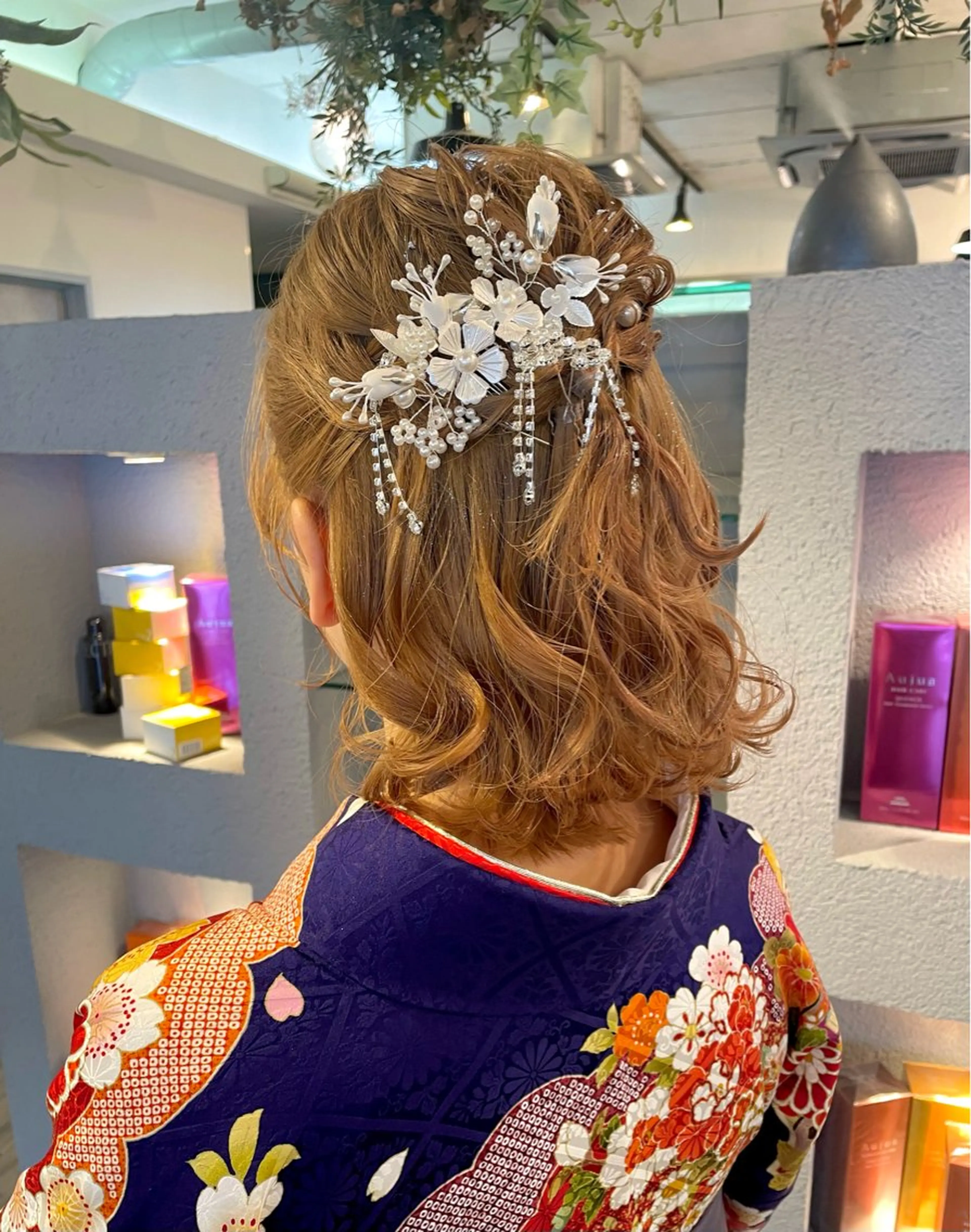 ヘアアレンジ 卒業式のヘアスタイル 🌿金子詩帆 🪄美髪縮毛矯正のヘアスタイル