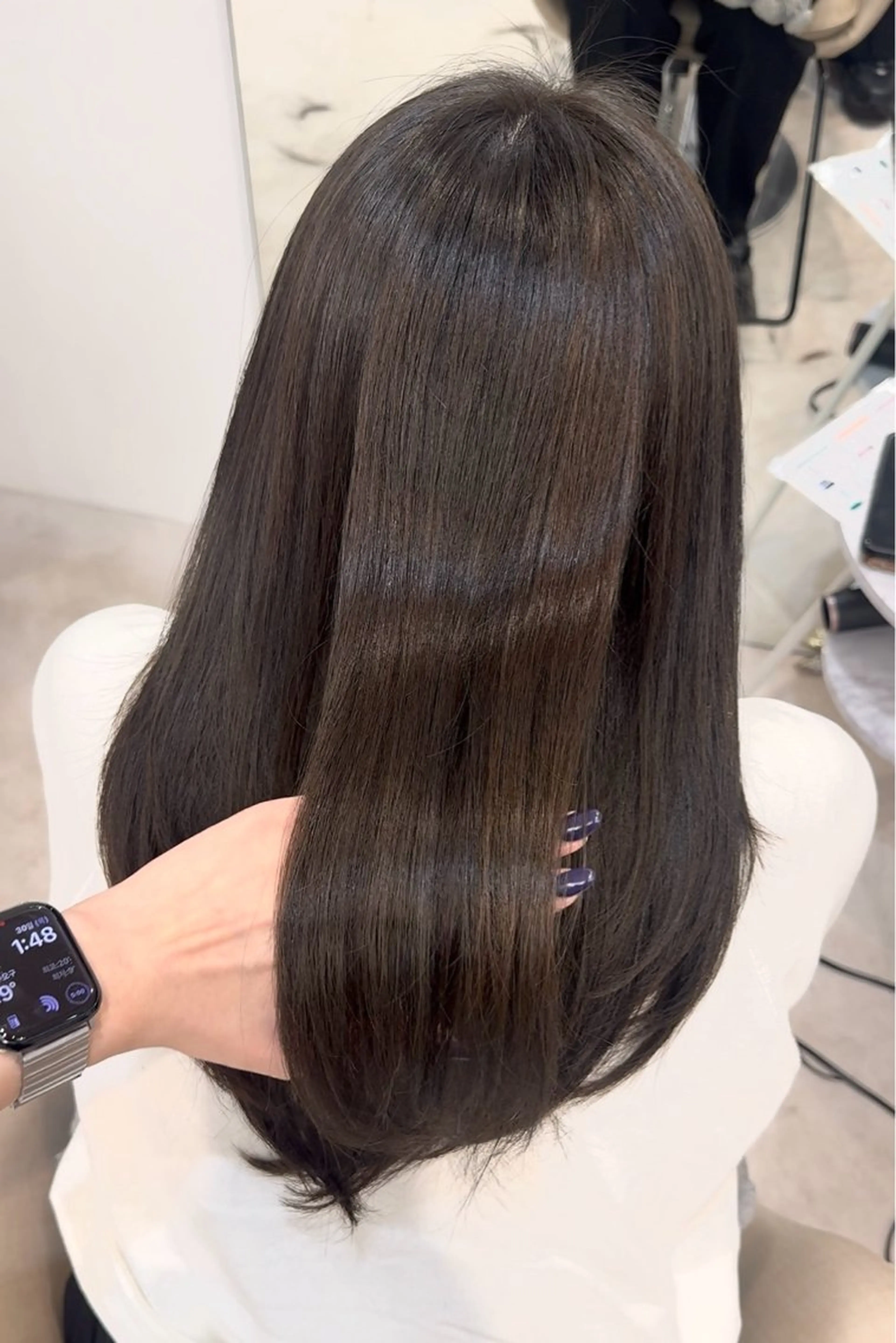 セミロング カラー パーマ ヘアアレンジ カット ヘアカラー トリートメント ヘアセット パク・ボミン小野リエ 韓国ハーフ🦊のヘアスタイル