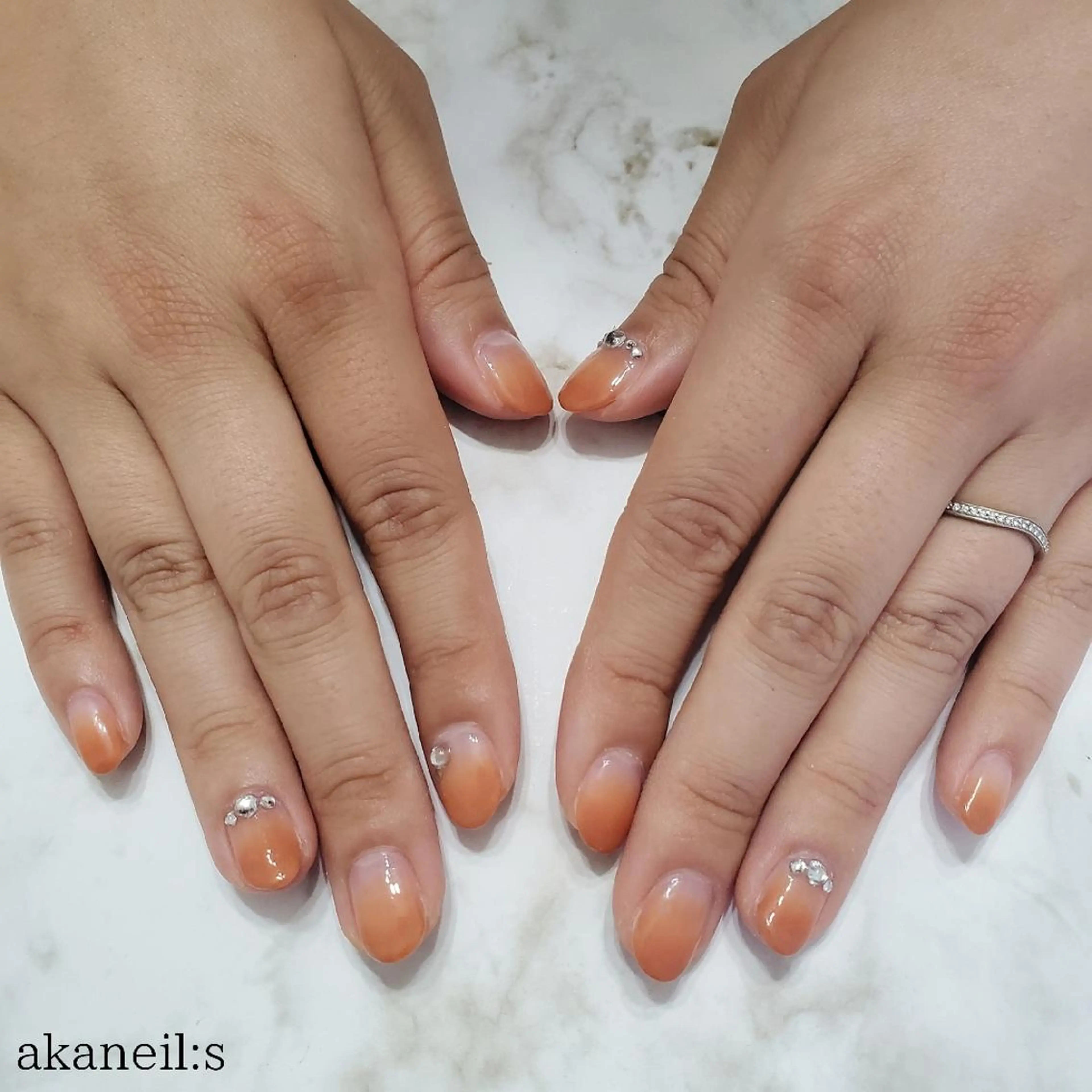 ネイル ブラウン グラデーション 赤色 【akaneils】 アカネのネイルデザイン