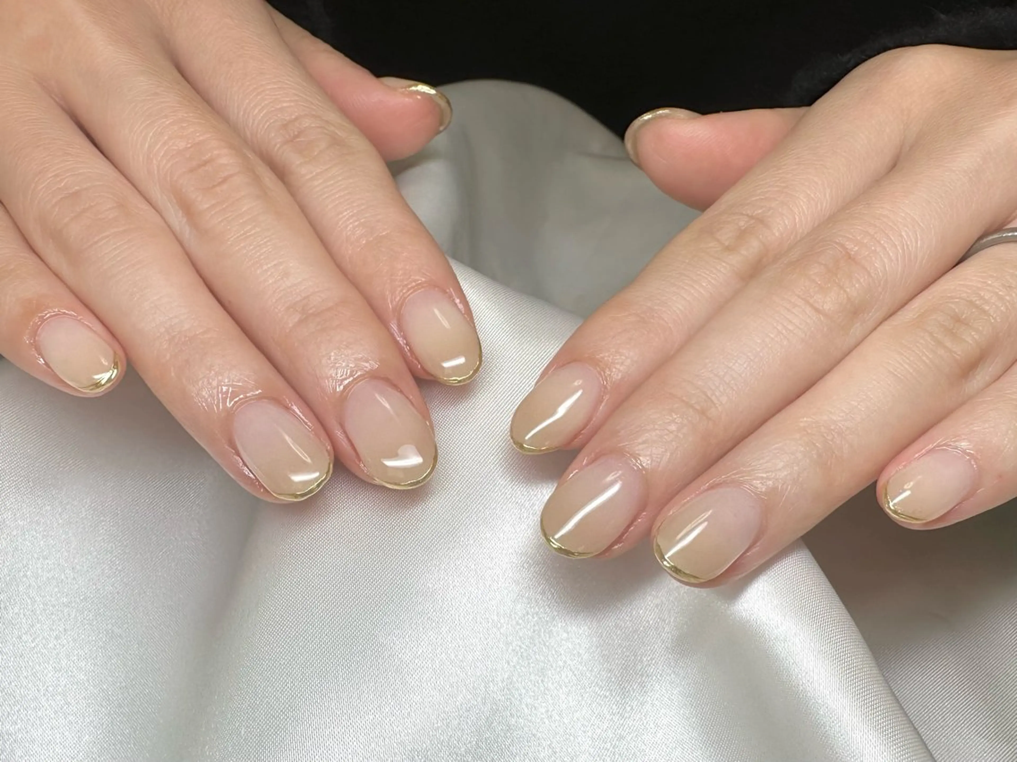 ネイル フレンチネイル グラデーション ミラーネイル nu NANAのネイルデザイン