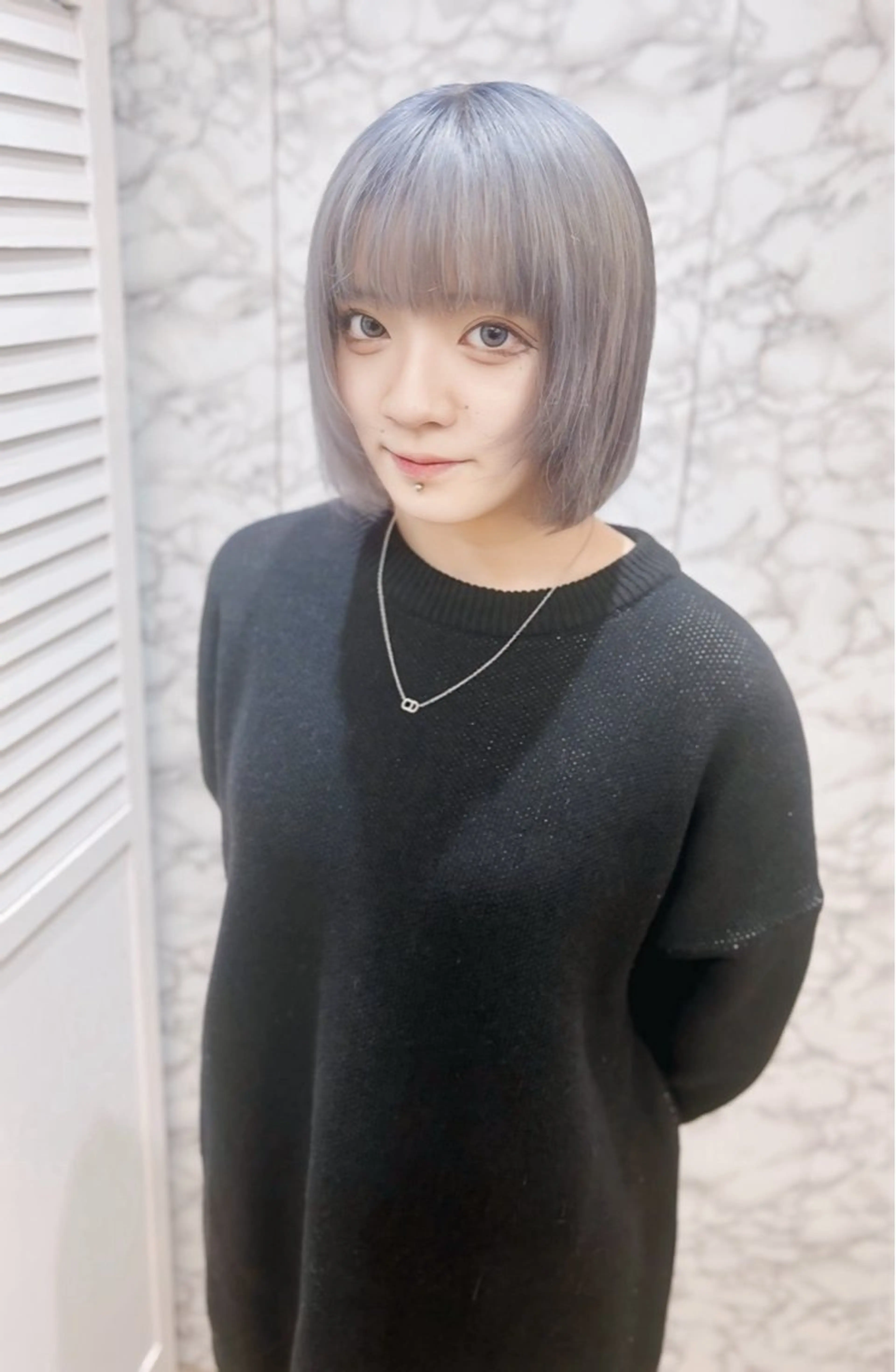ショート カラー シルバー ホワイトシルバー ヘアカラー トリートメント ケアブリーチ /髪質 改善/古橋圭史郎のヘアスタイル