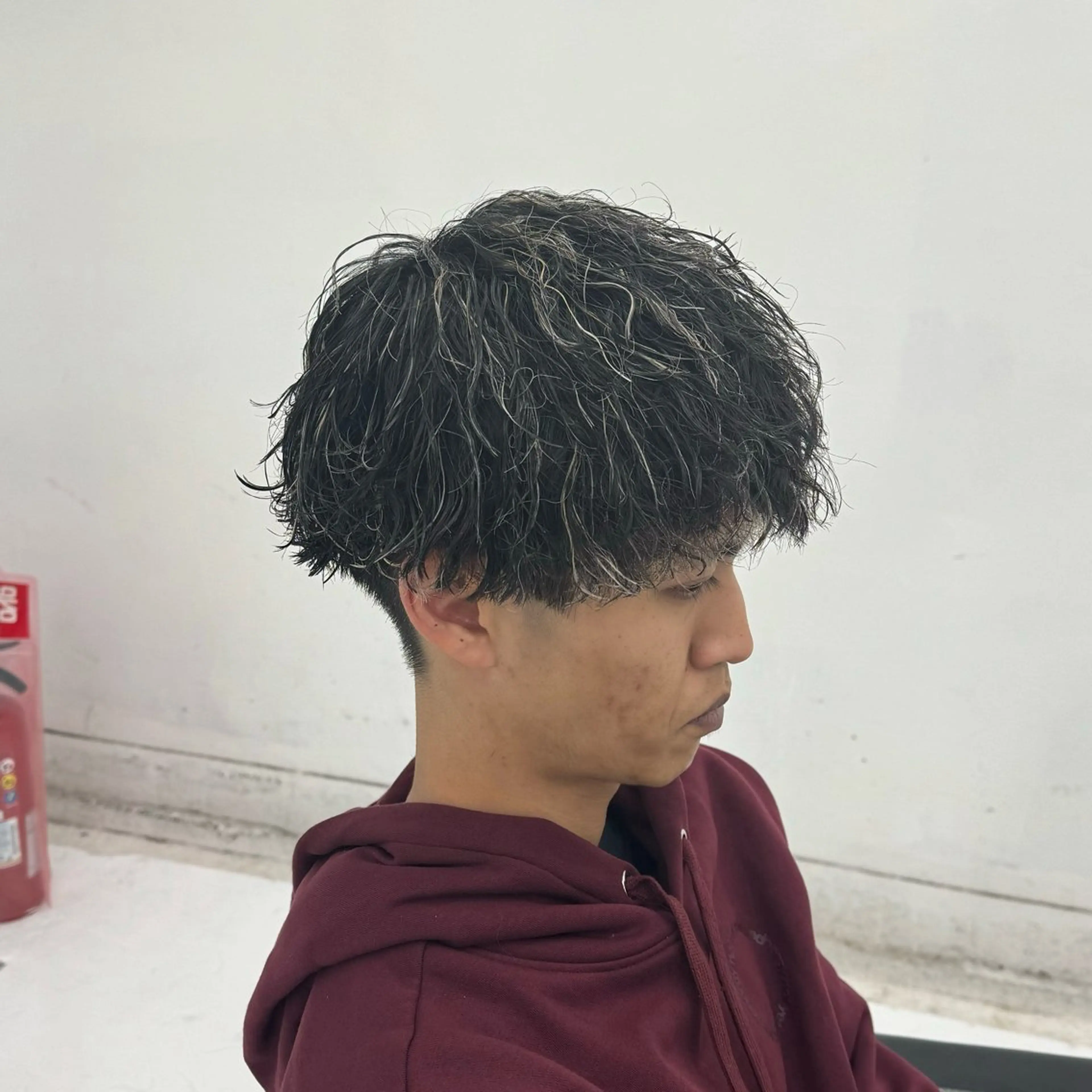 カラー パーマ メンズ メンズハイライト ハイライトカラー カット ヘアカラー パーマ 柏メンズカットパーマ NO.1タイチのヘアスタイル