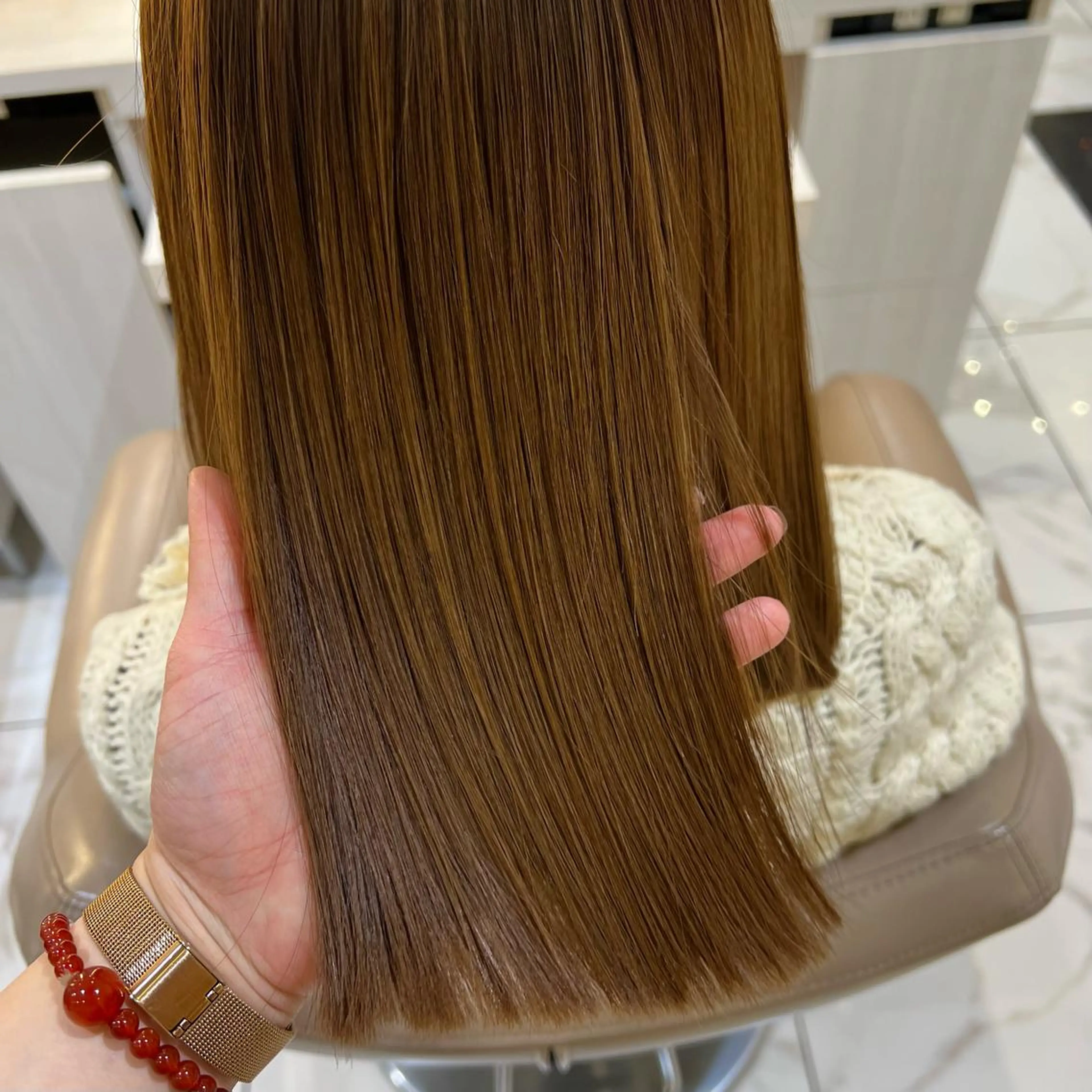 ミディアム カット ヘアカラー トリートメント 三箇島 陽香のヘアスタイル