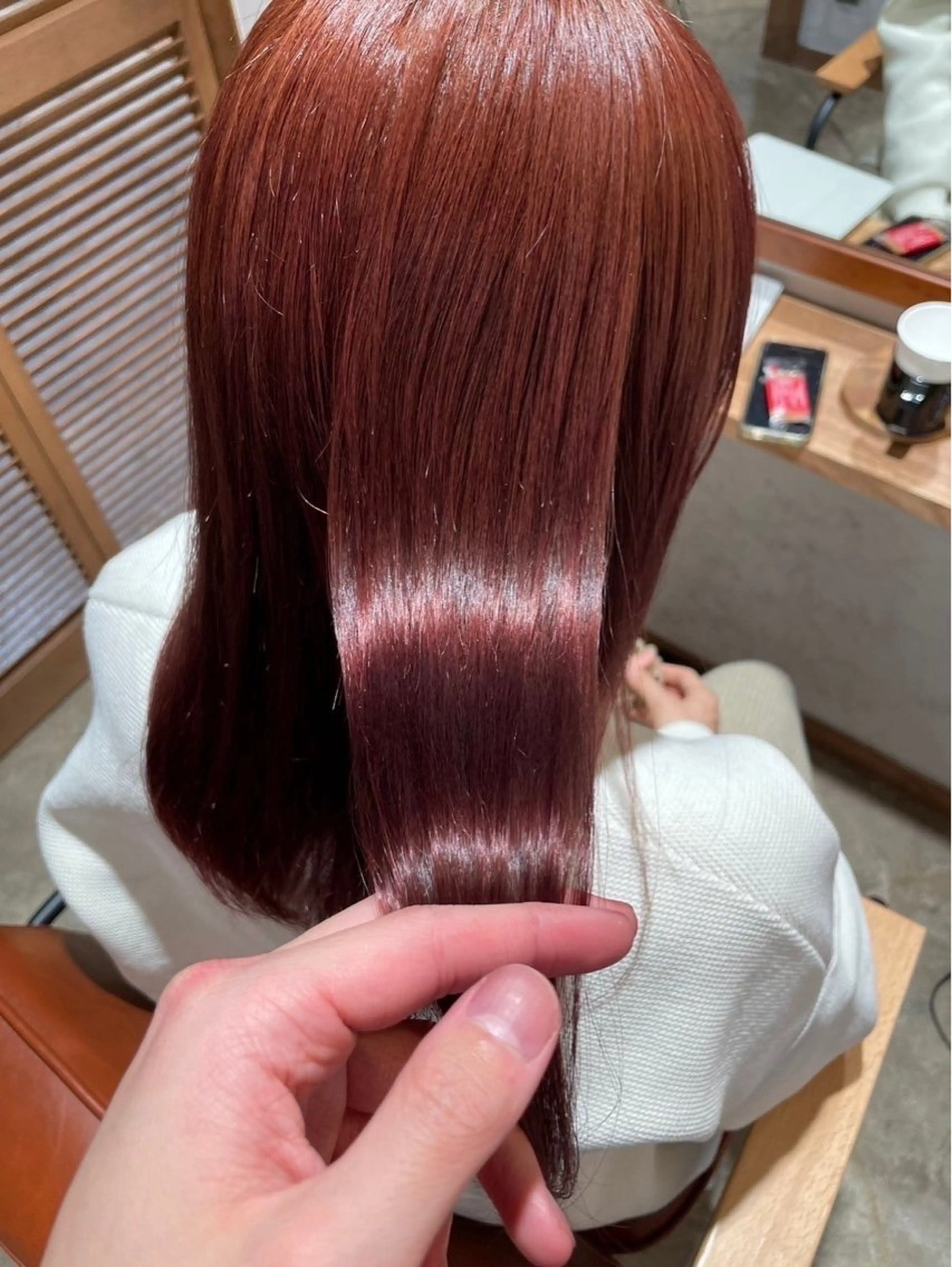 ロング KAREN（ému） 伏見/パーマモデルのヘアスタイル