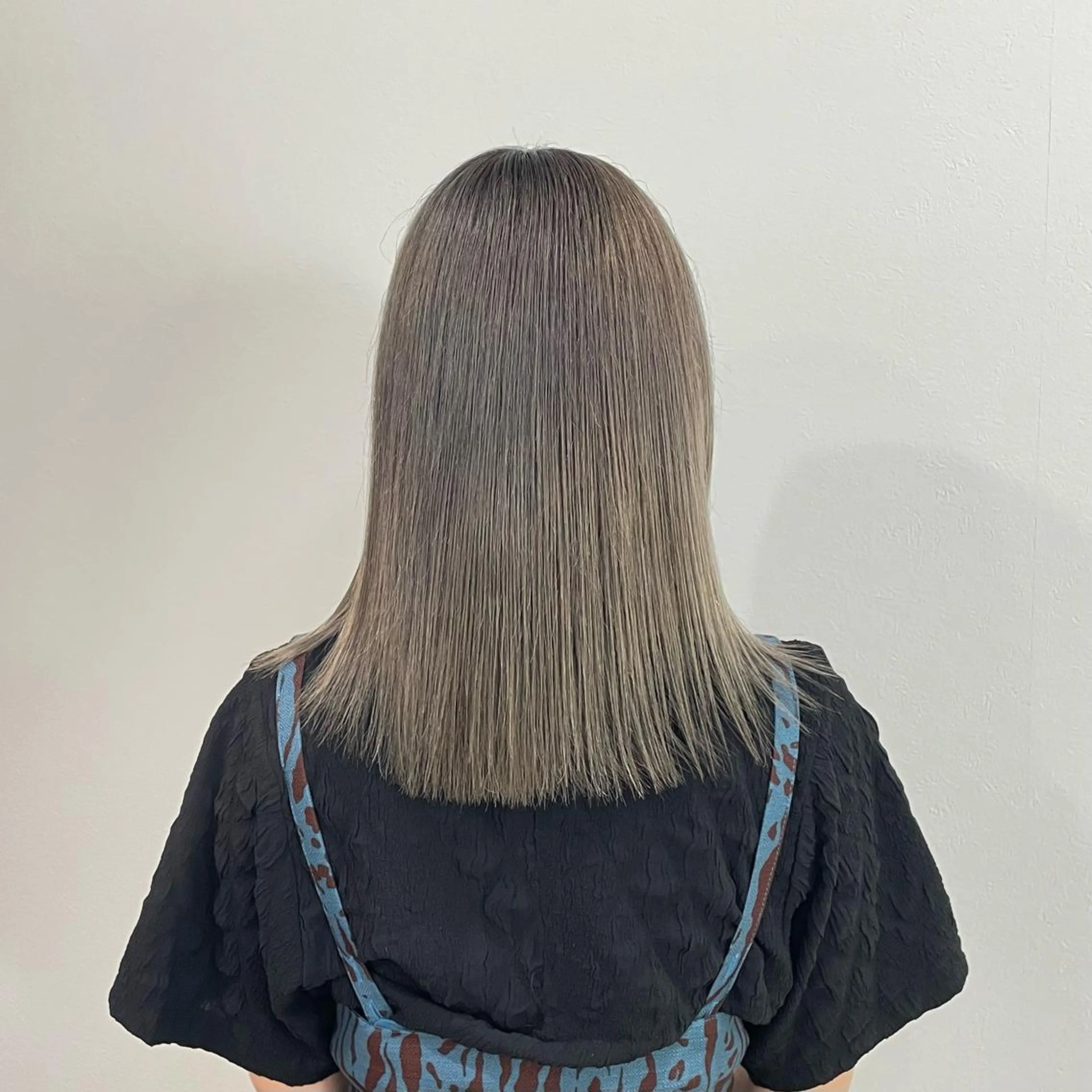 ミディアム 関野 大悟のヘアスタイル