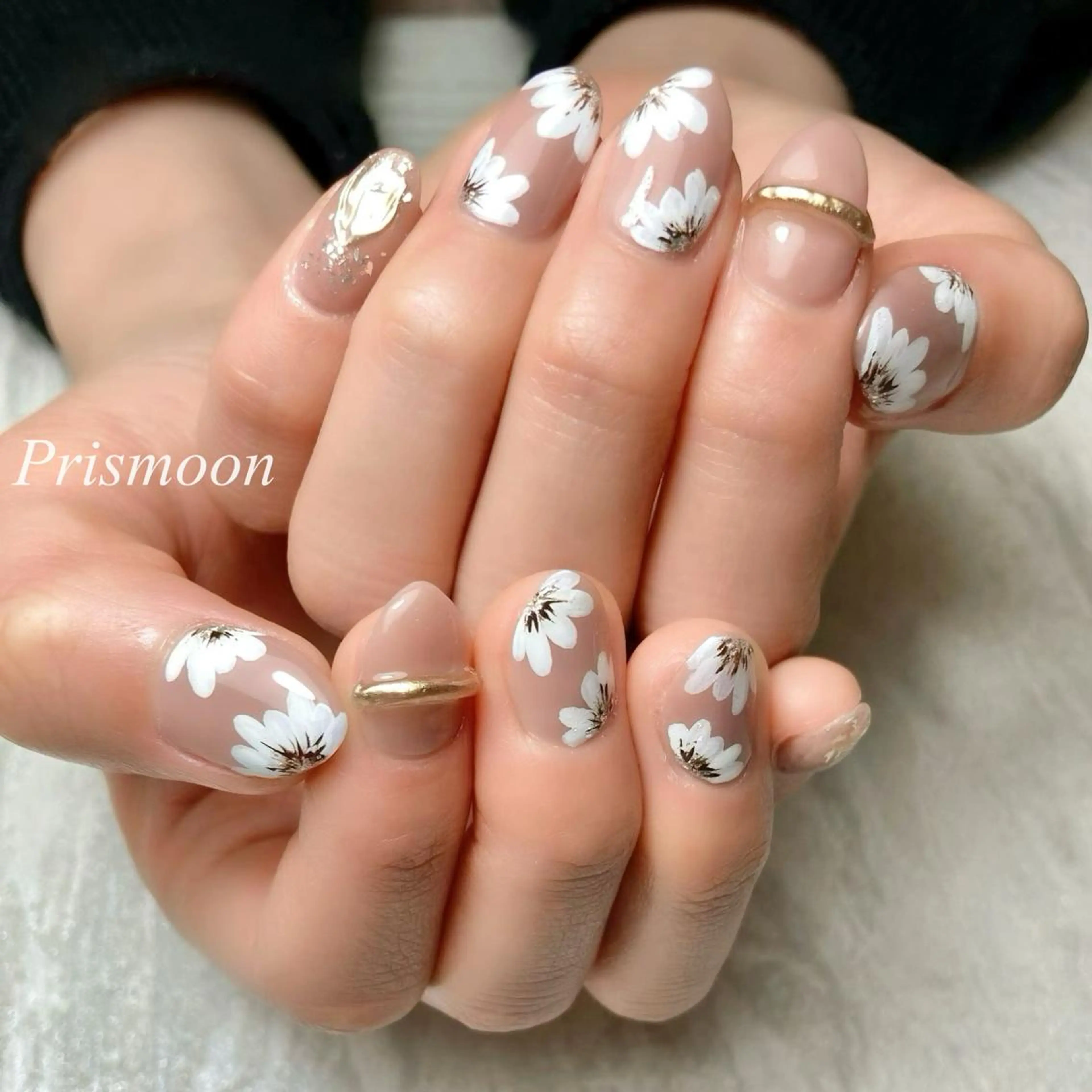 ネイル フラワーネイル ニュアンスネイル Prismoon  Nail所属・Prismoon Nailのネイルデザイン