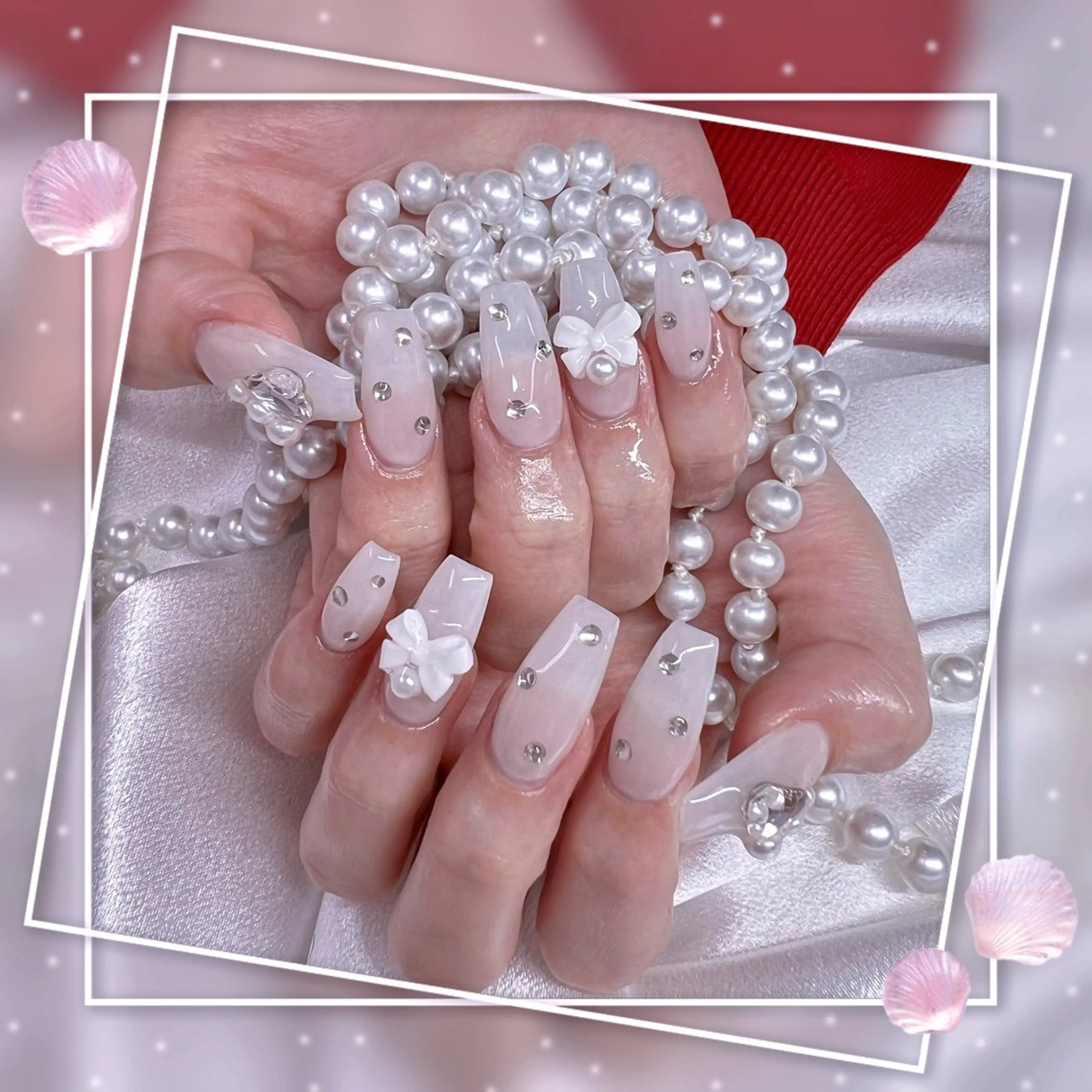 ネイル フレンチネイル グラデーション キラキラネイル 韓国ネイル マグネットネイル Chill Nailsalonのネイルデザイン