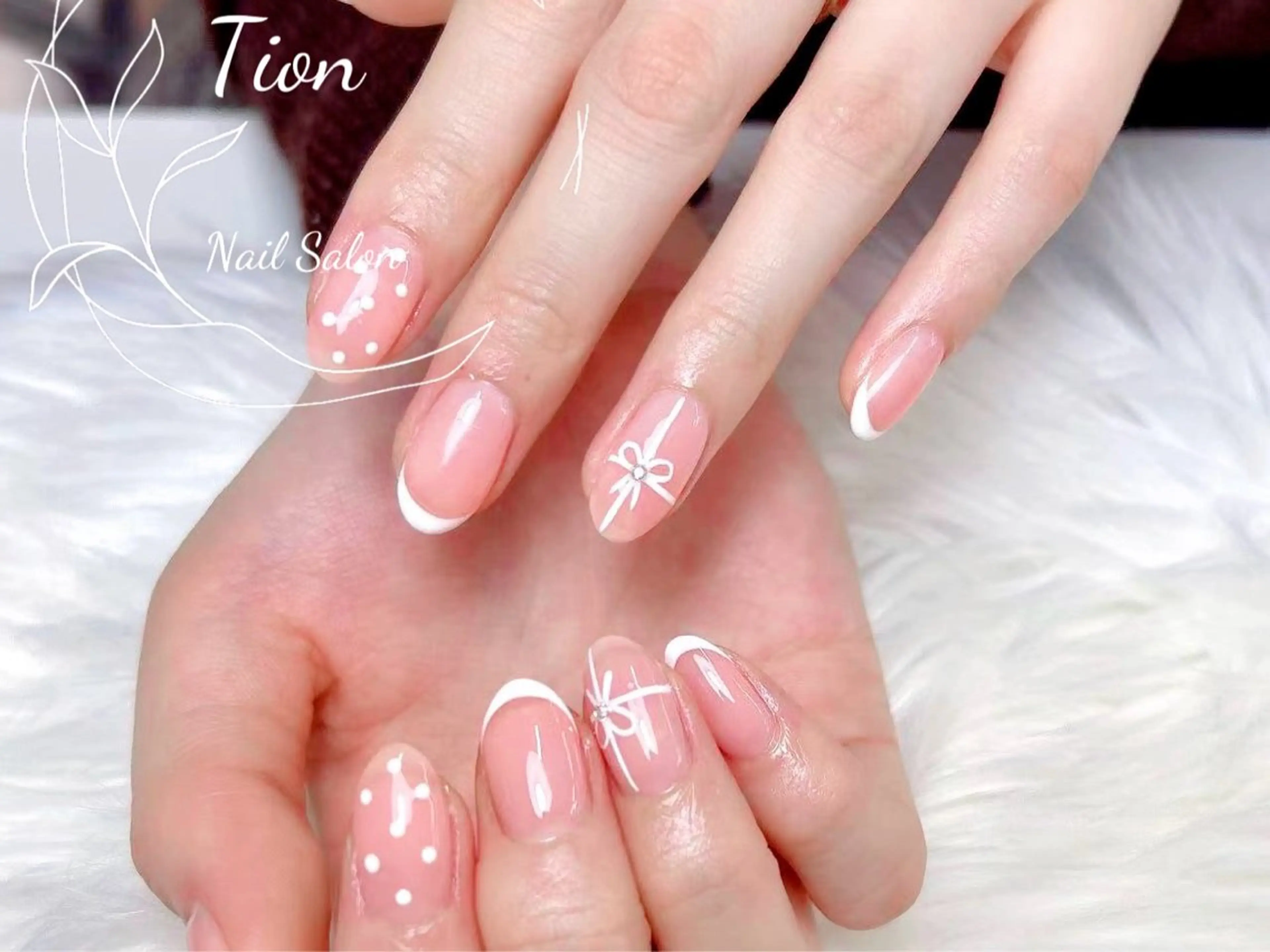 ネイル チークネイル 長さ出し フットネイル フレンチネイル ジェルネイル Nailsalon Tion武蔵小杉店所属・Nailsalon Tion武蔵小杉店のネイルデザイン
