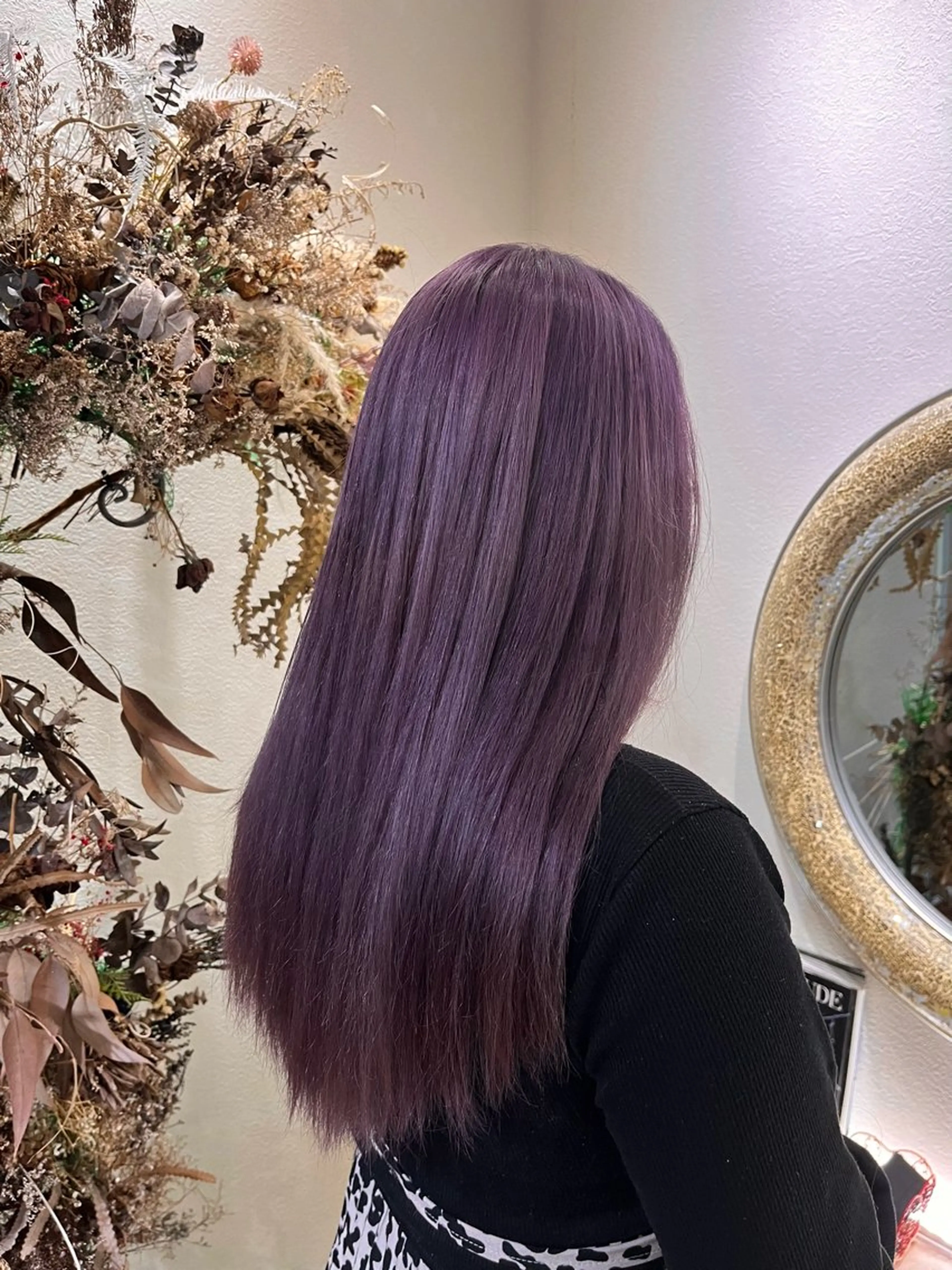 カラー G.O.A.T hair所属・Karen ✂︎GOAThairのヘアスタイル