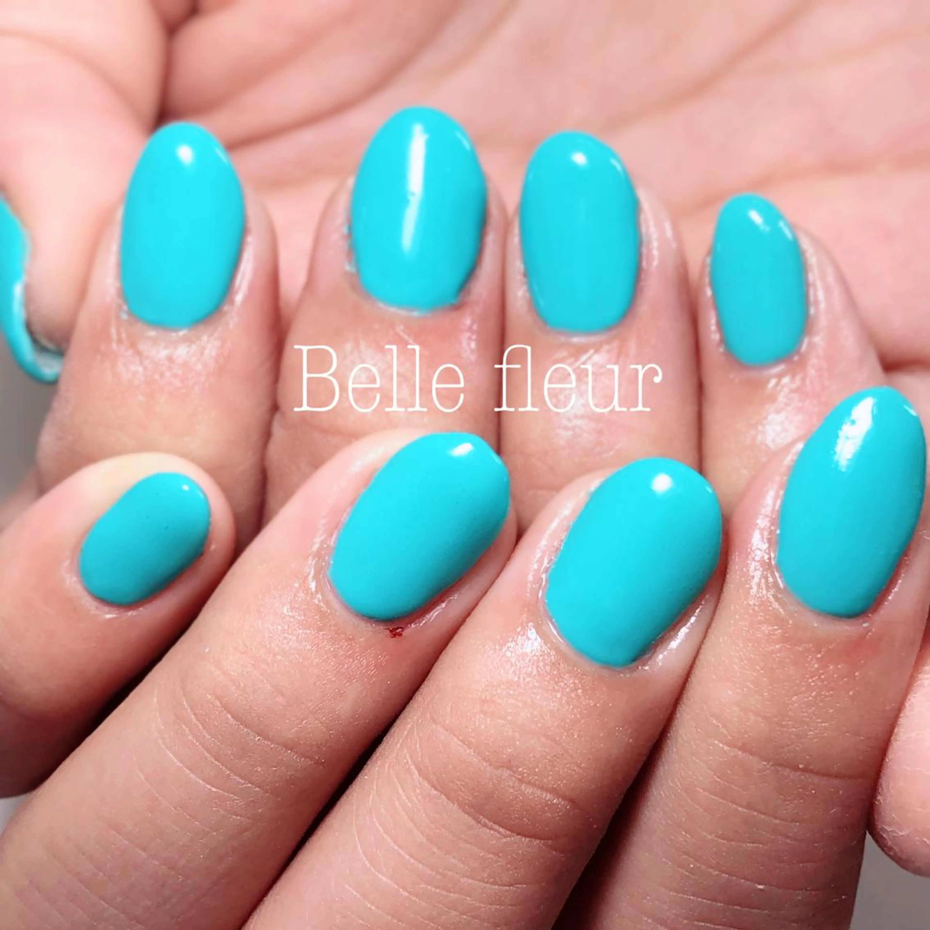 ミディアム ネイル Belle fleurのネイルデザイン