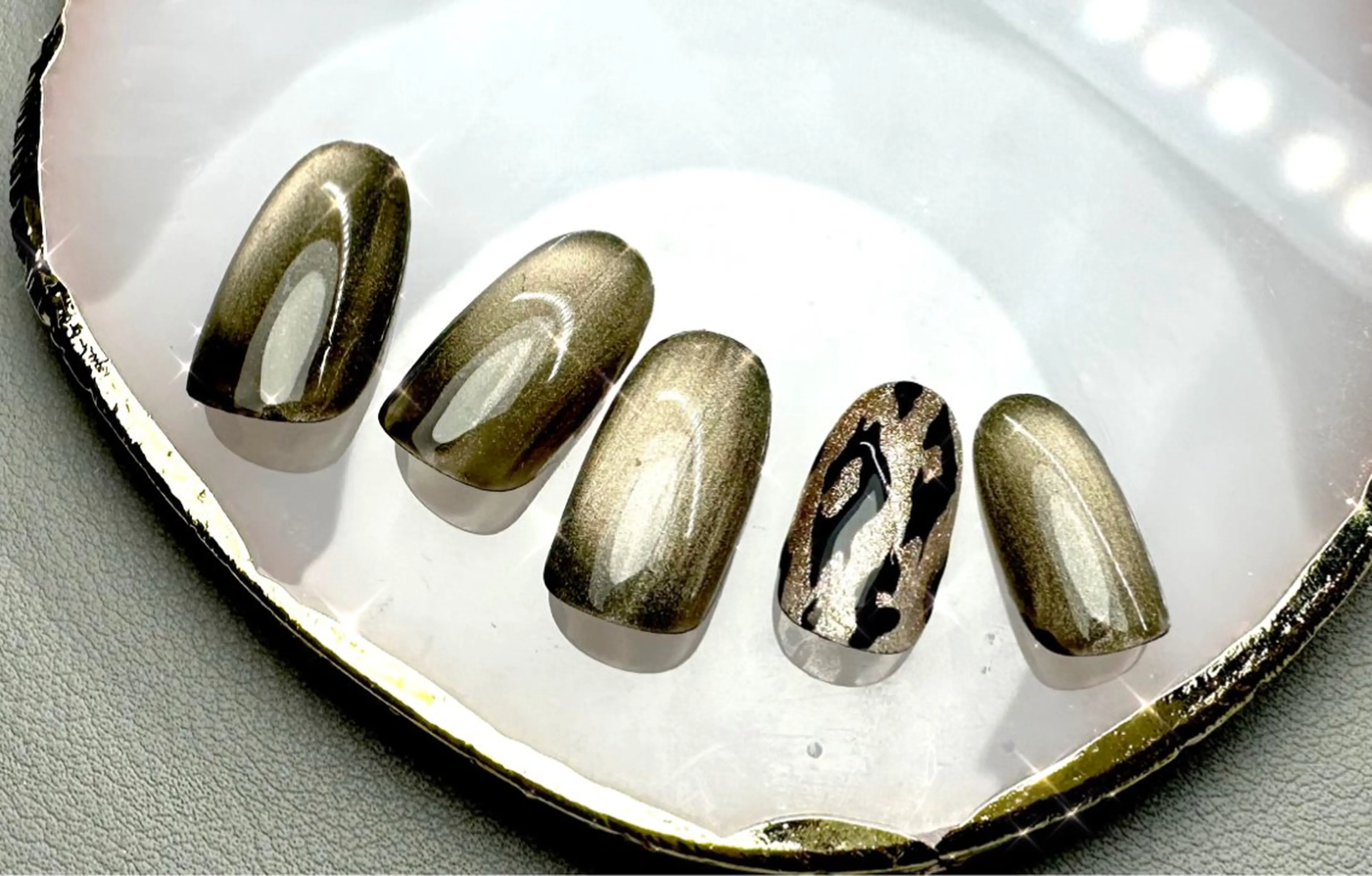 ネイル Nailist Erikaのネイルデザイン