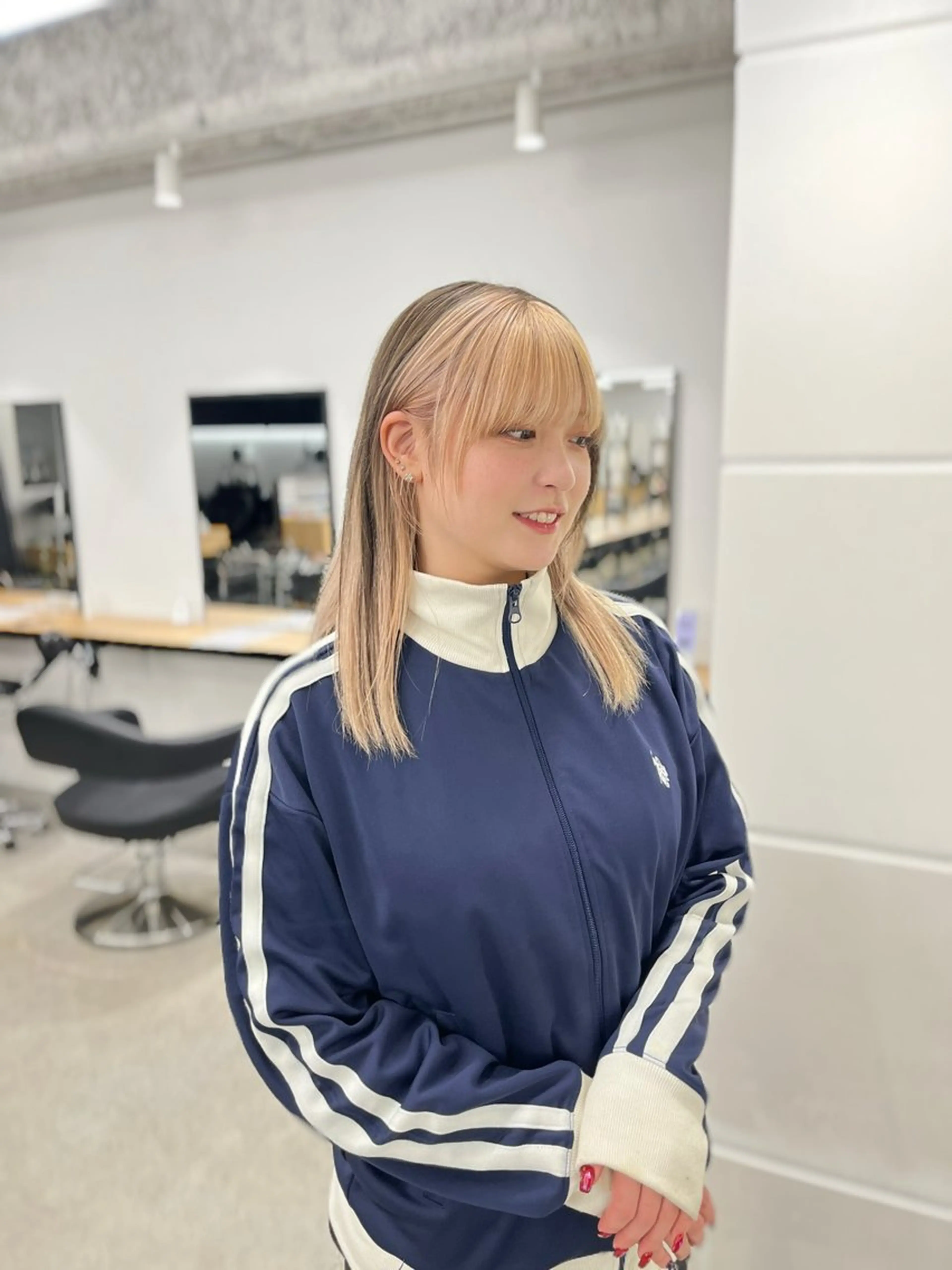 ミディアム カラー ショート/縮毛矯正/ パーマ/前原汐🎐のヘアスタイル