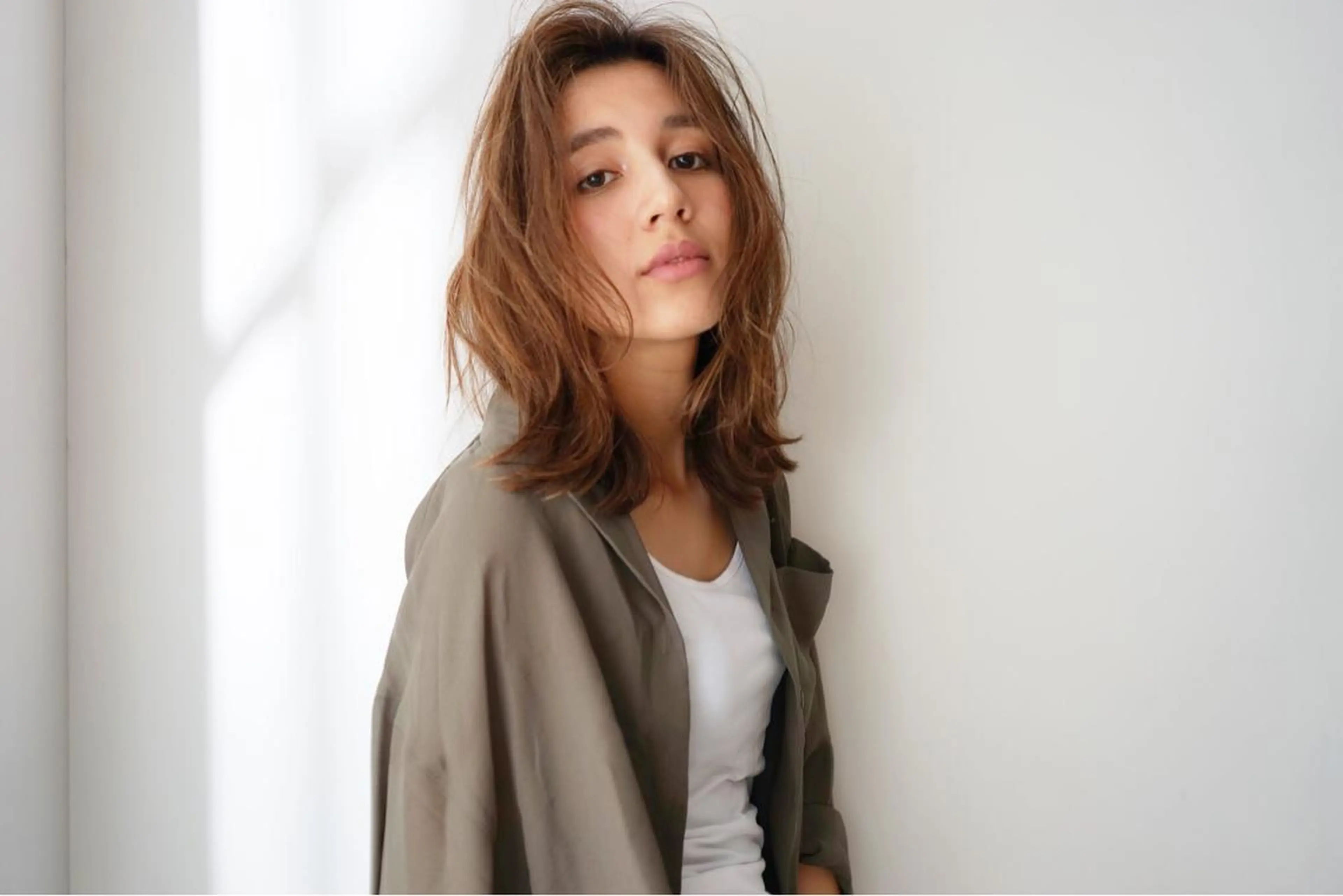 ミディアム カラー ベージュカラー パーマ×ウルフカット koya☆のヘアスタイル
