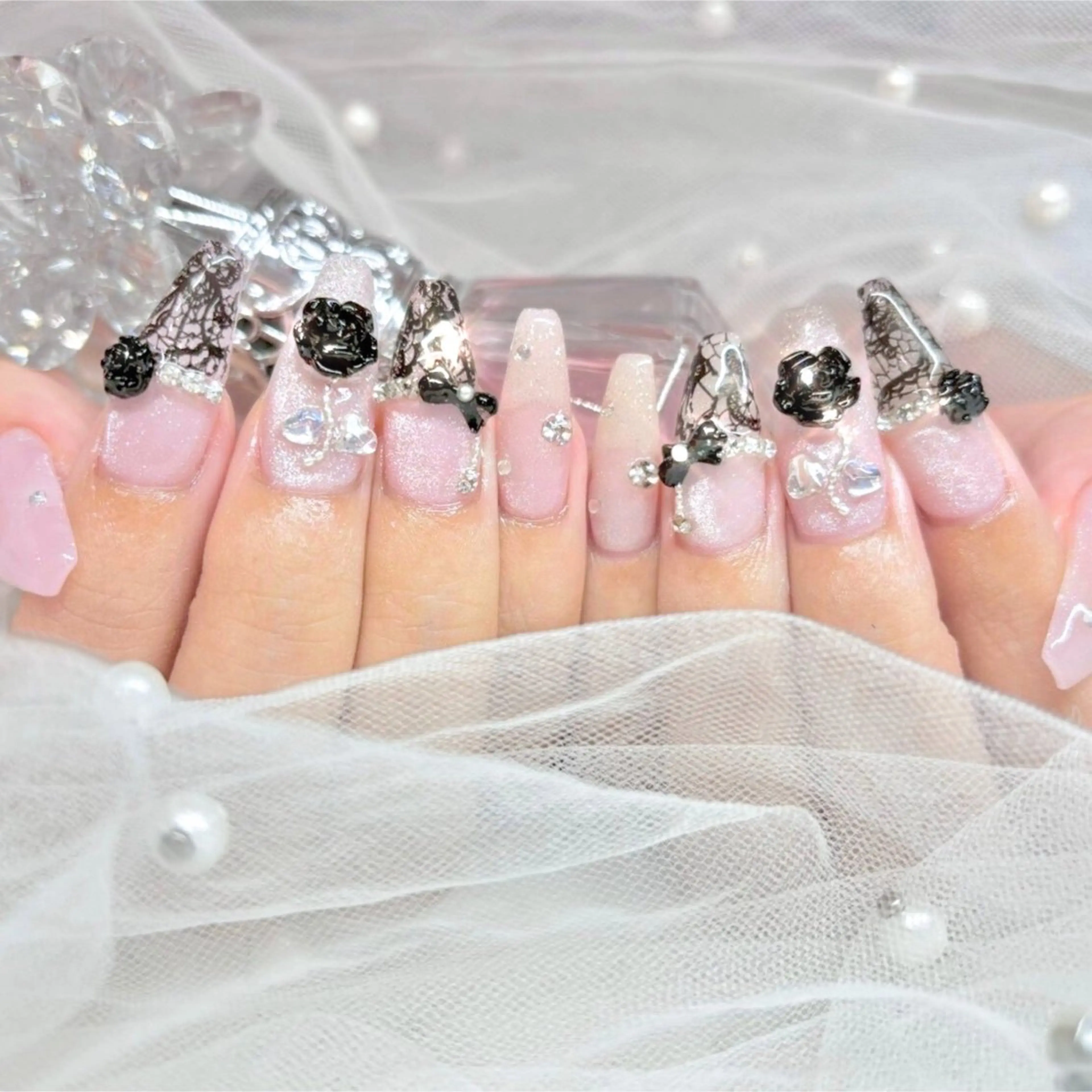 ネイル ハンドネイル TiTi pomme akaneのネイルデザイン