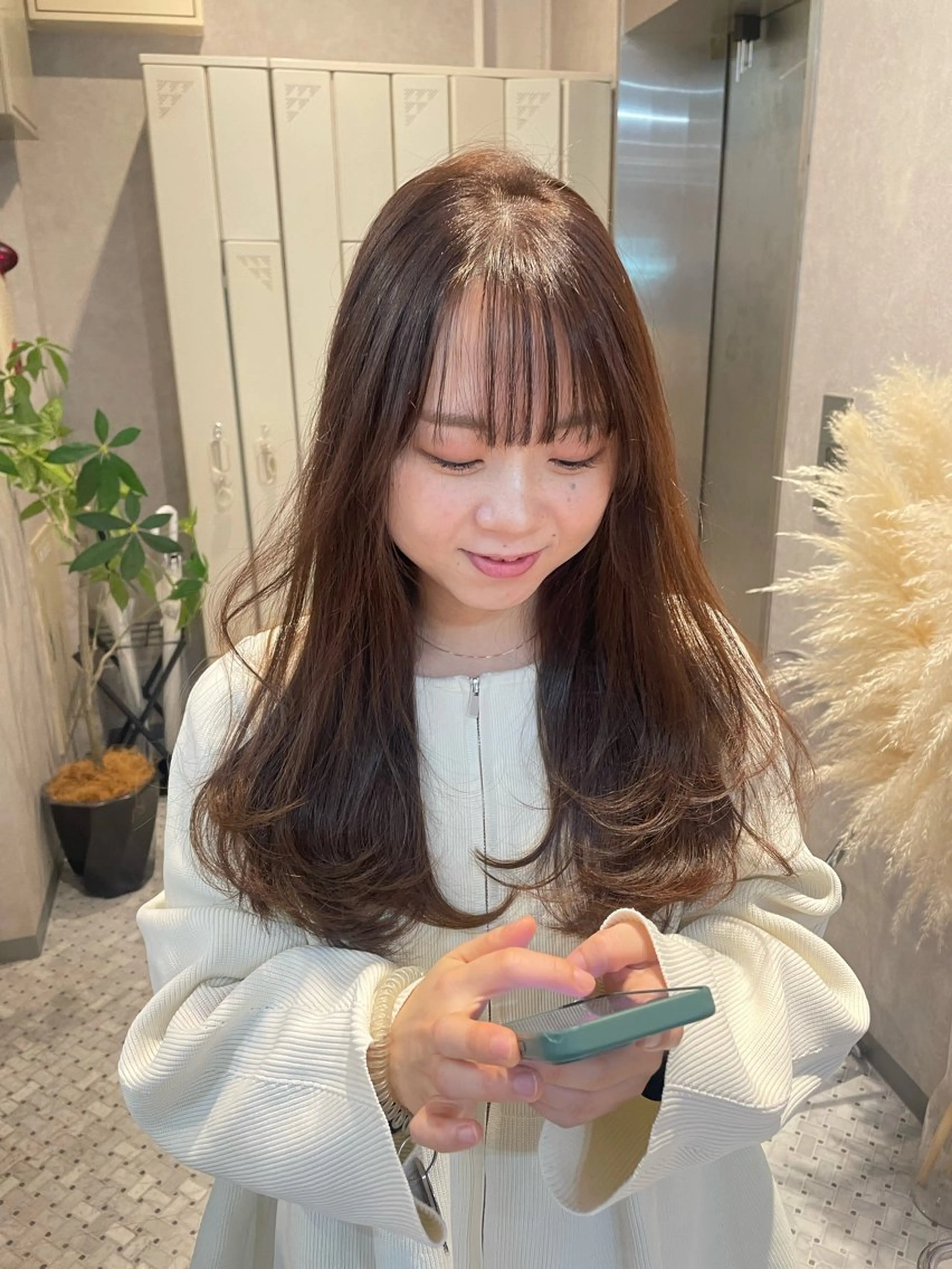 ロング 女性スタイリスト専門サロン Zina 天神西通り所属・艶髪韓国ヘア MANAMI🎀のヘアスタイル