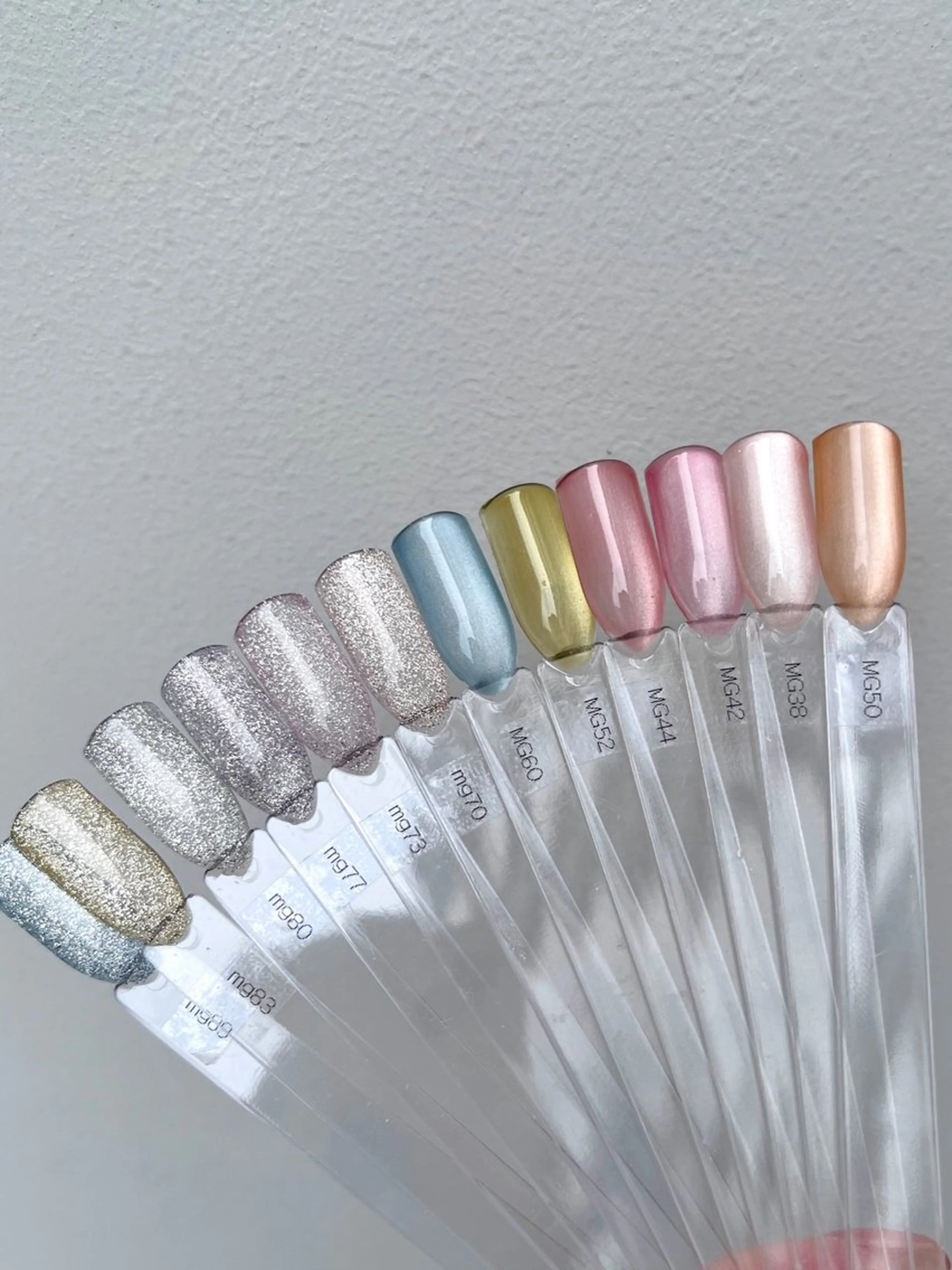 ネイル フラッシュネイル マグネットネイル 韓国ワンホンピンク 🎀mikuのネイルデザイン