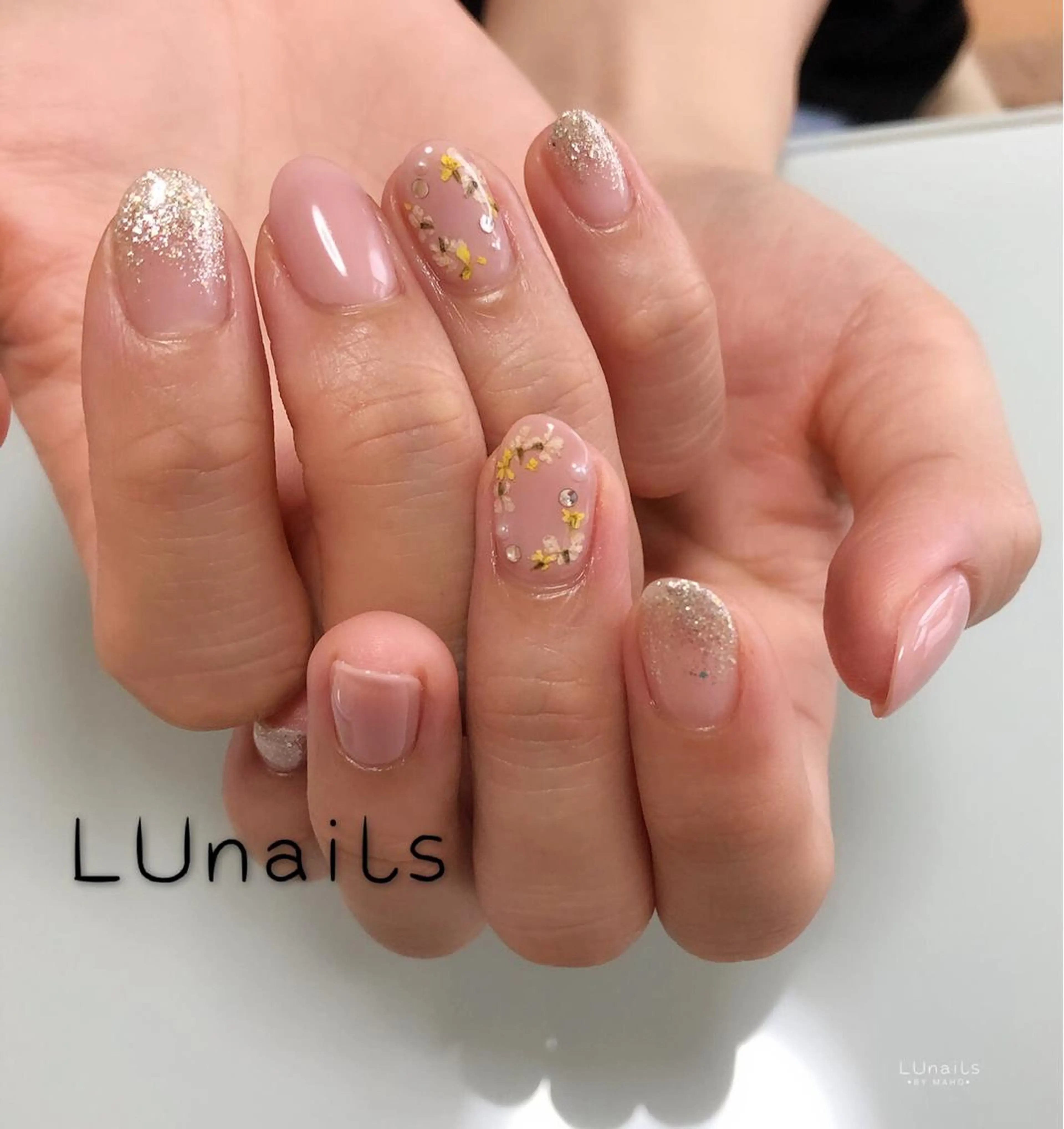 ネイル LUnails MAHOのネイルデザイン
