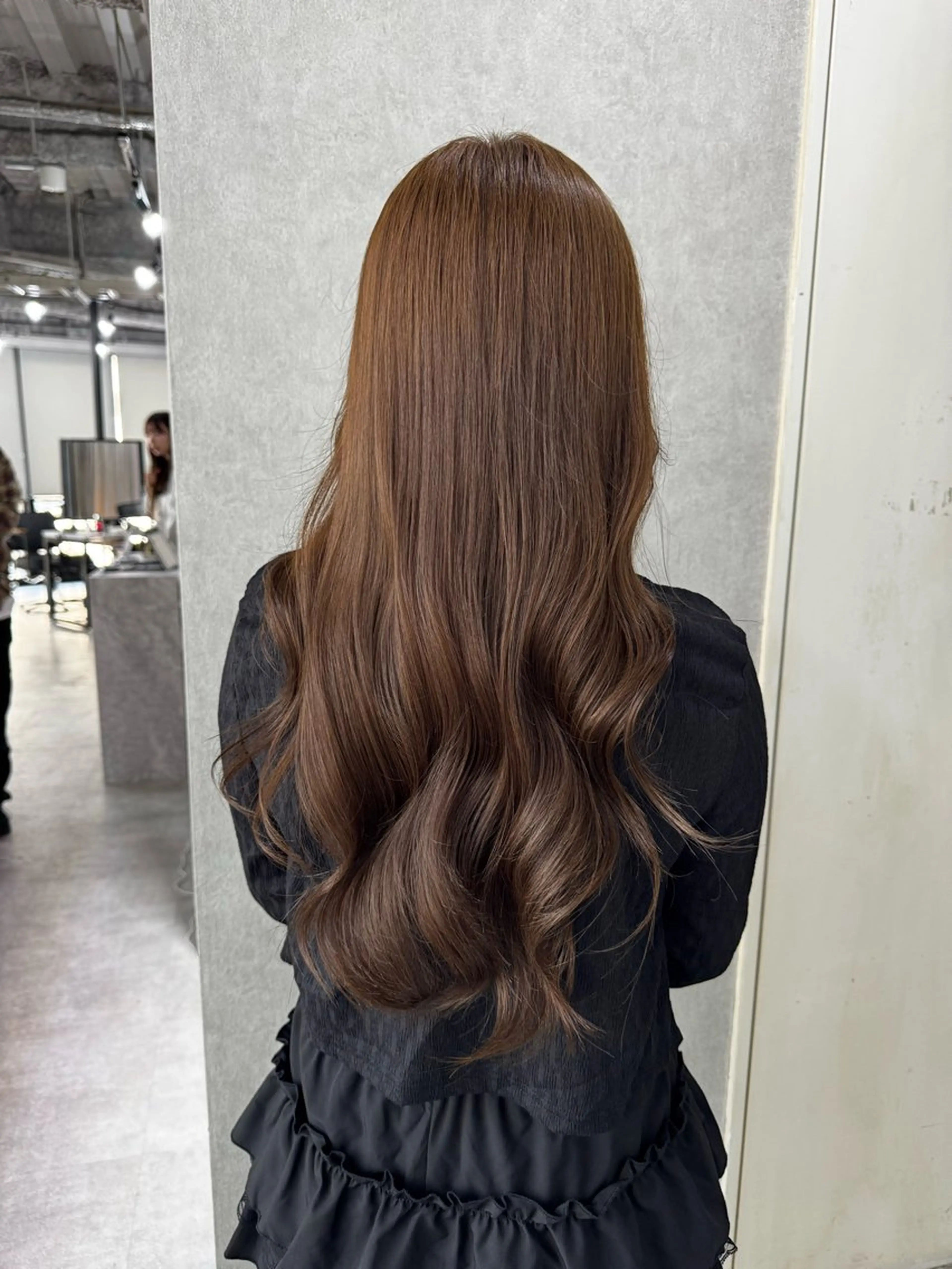 ロング カラー アッシュ アッシュブラウン ベージュカラー 黒髪 ブリーチ カット ヘアカラー トリートメント 赤み無し柔らかカラー 【梅田】madokaのヘアスタイル