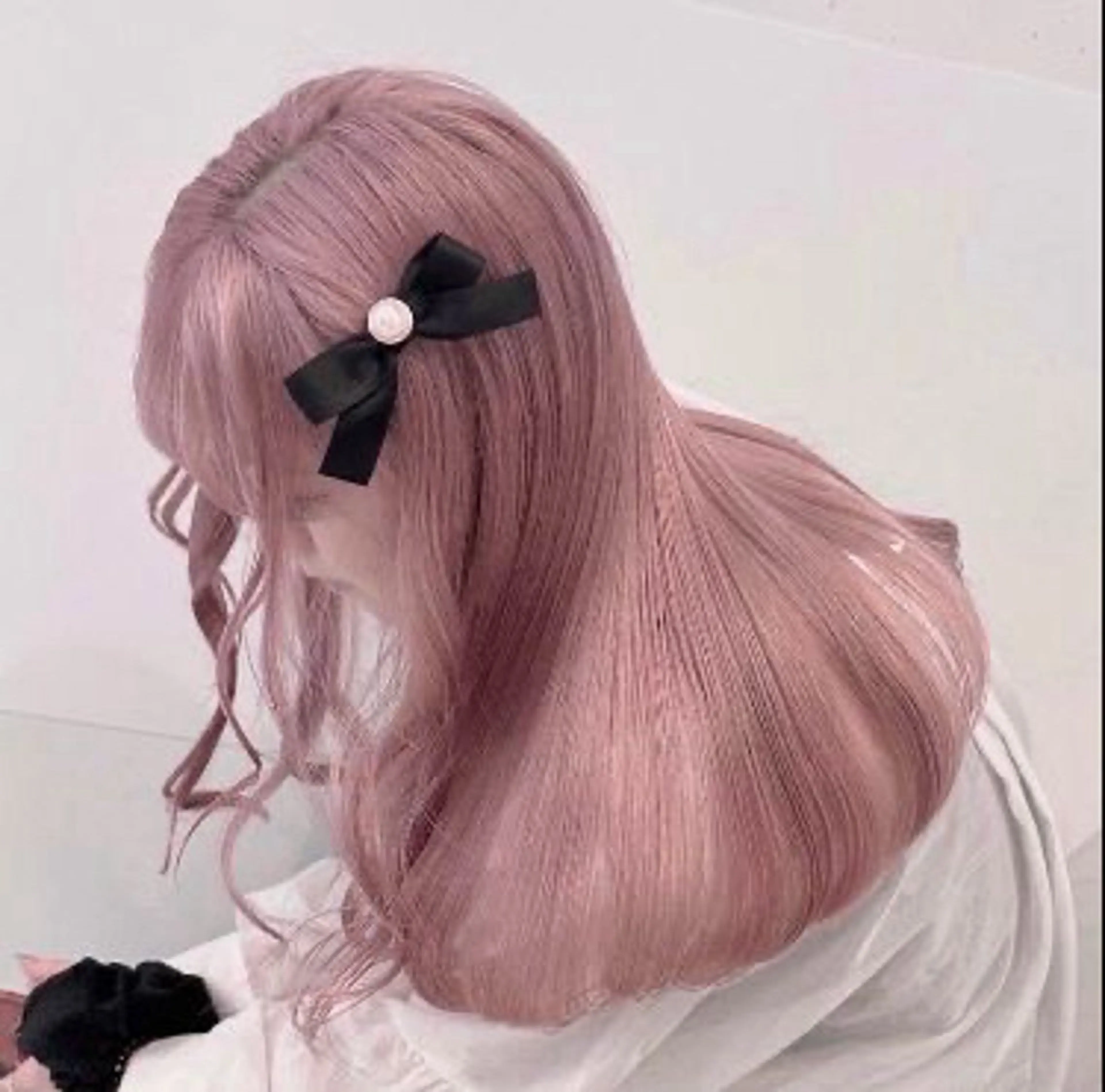 ロング カラー ベージュカラー ピンクカラー ピンクベージュ カット ヘアカラー トリートメント LOWRL渋谷所属・✨LOWRL渋谷✨ しゅけ／ハイトーンのヘアスタイル