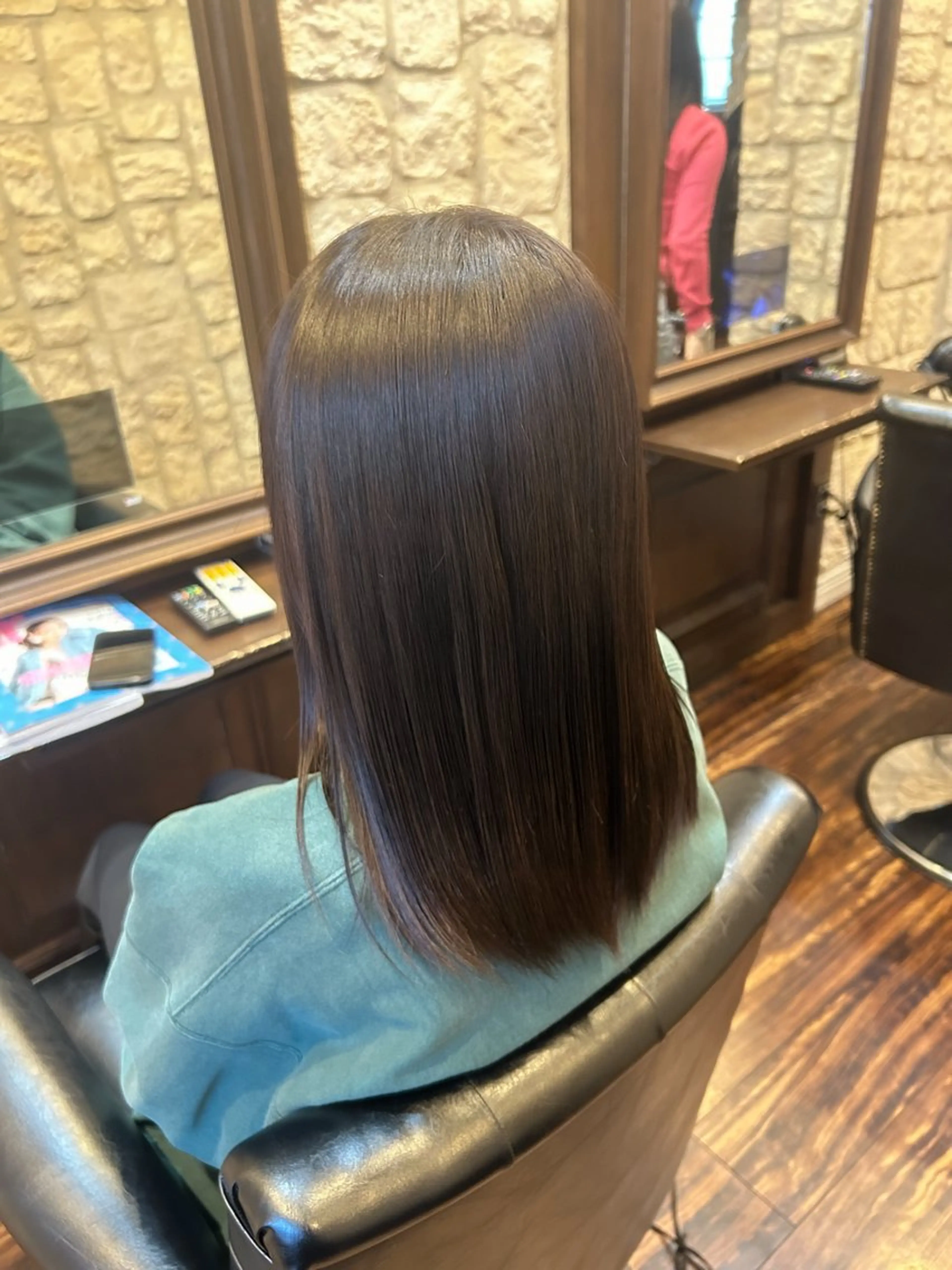 セミロング カラー ブラウンカラー 🪼宮当 亜海🪼のヘアスタイル