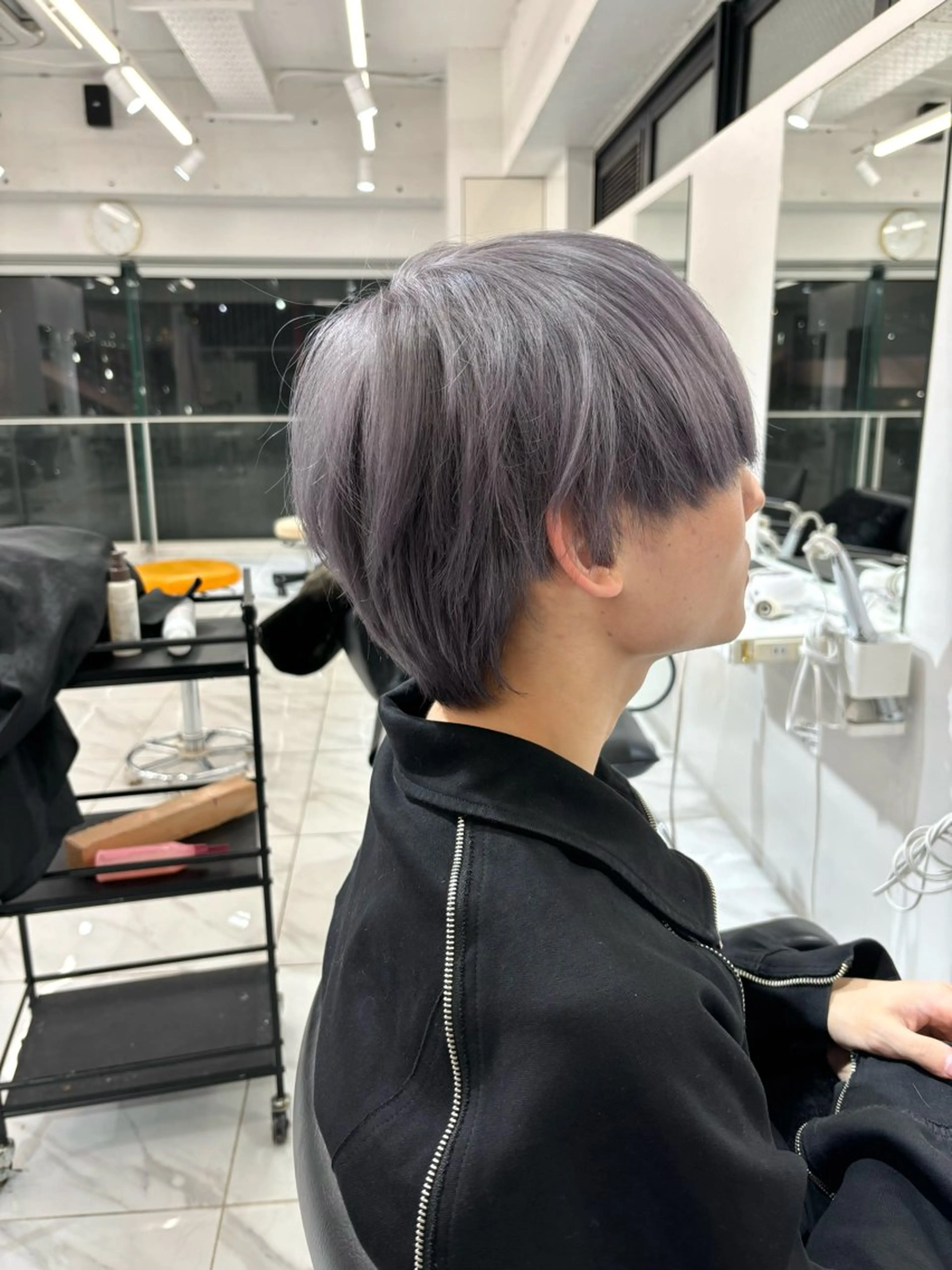 カラー メンズ メンズブリーチ ブリーチ シルバー レイヤー/ハイトーン 渋谷/Satsukiのヘアスタイル
