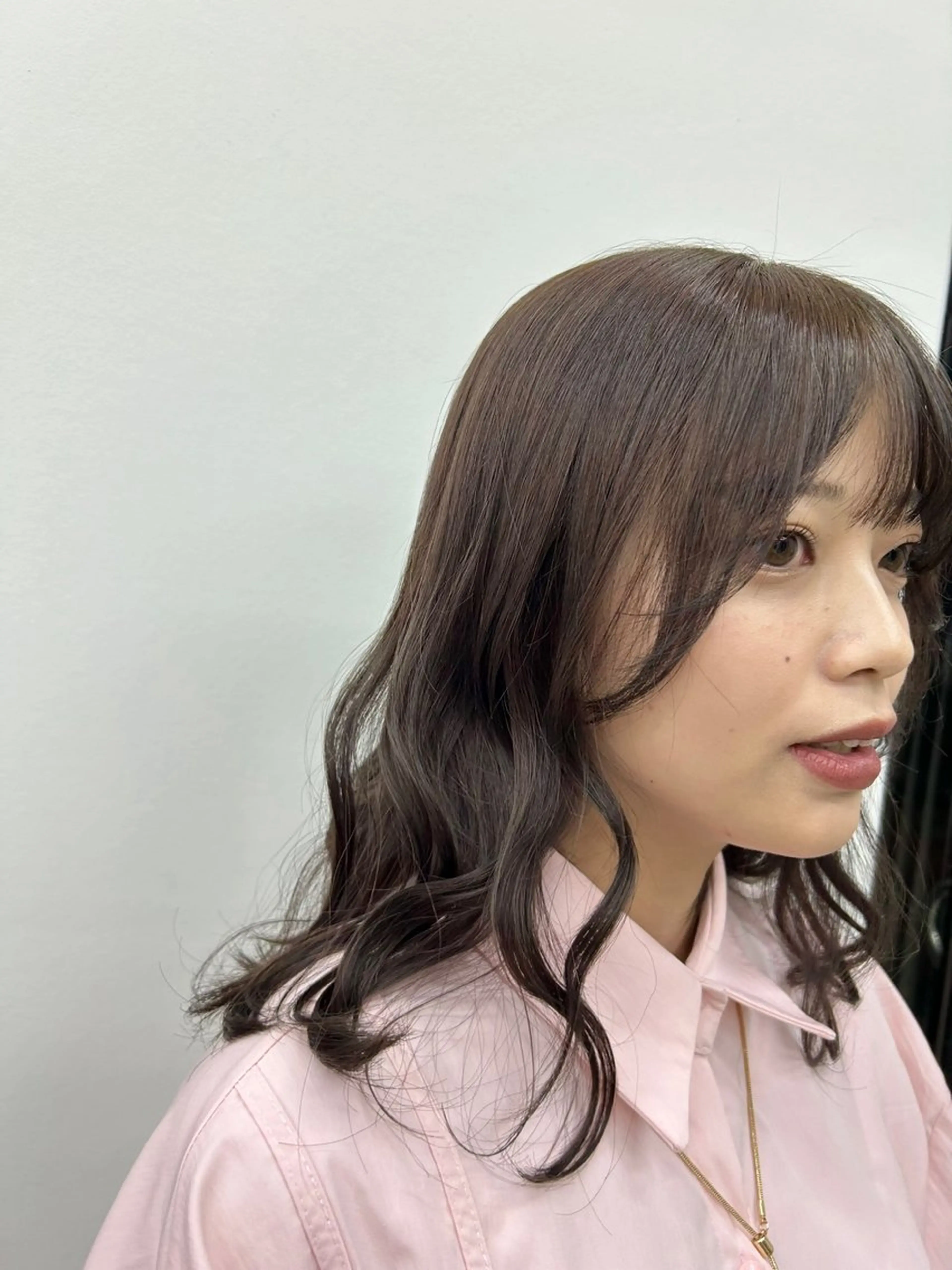 カラー 藤原 あかりのヘアスタイル