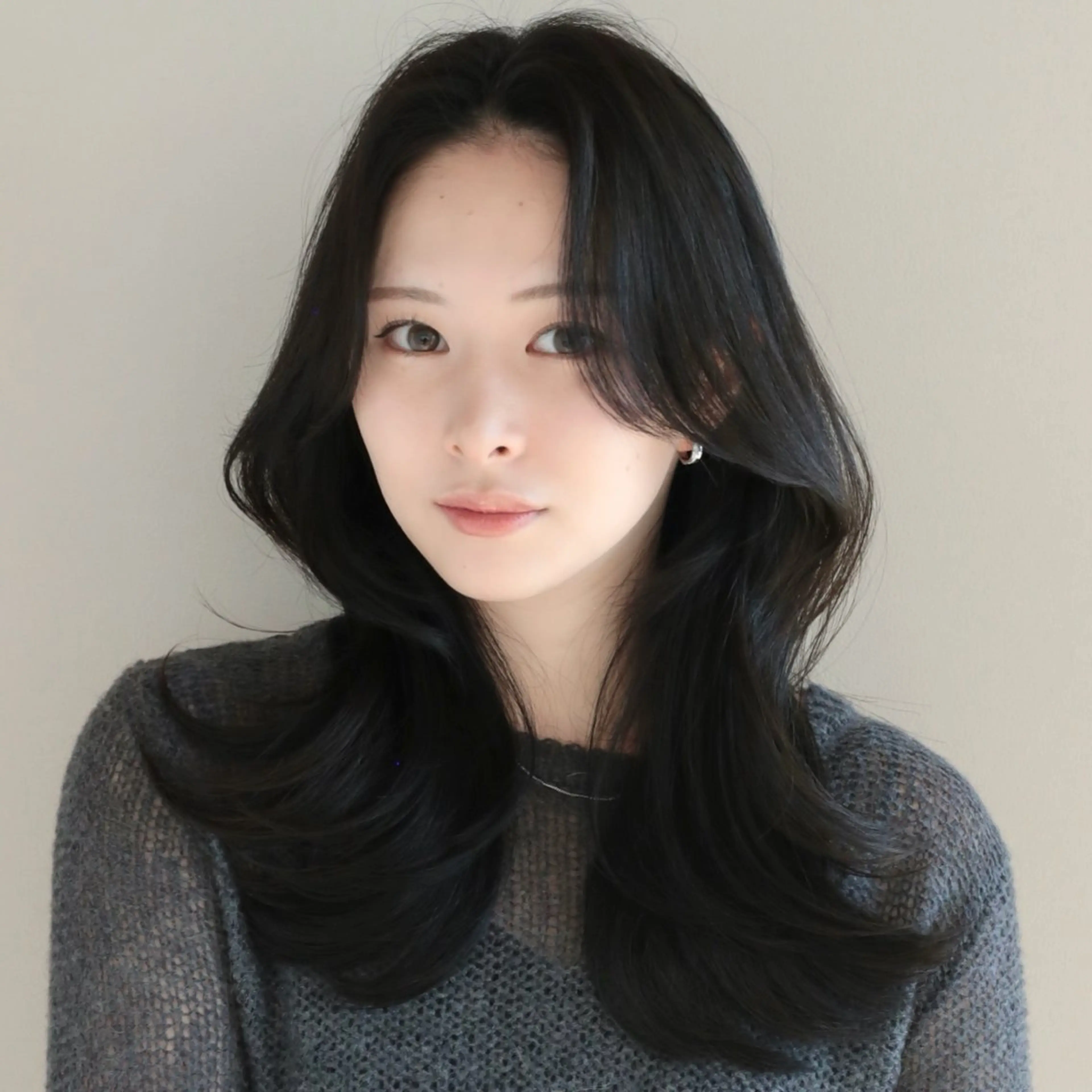 ミディアム カラー レイヤーカット 似合わせカット レイヤー/顔周り /透明感🩶高橋大のヘアスタイル