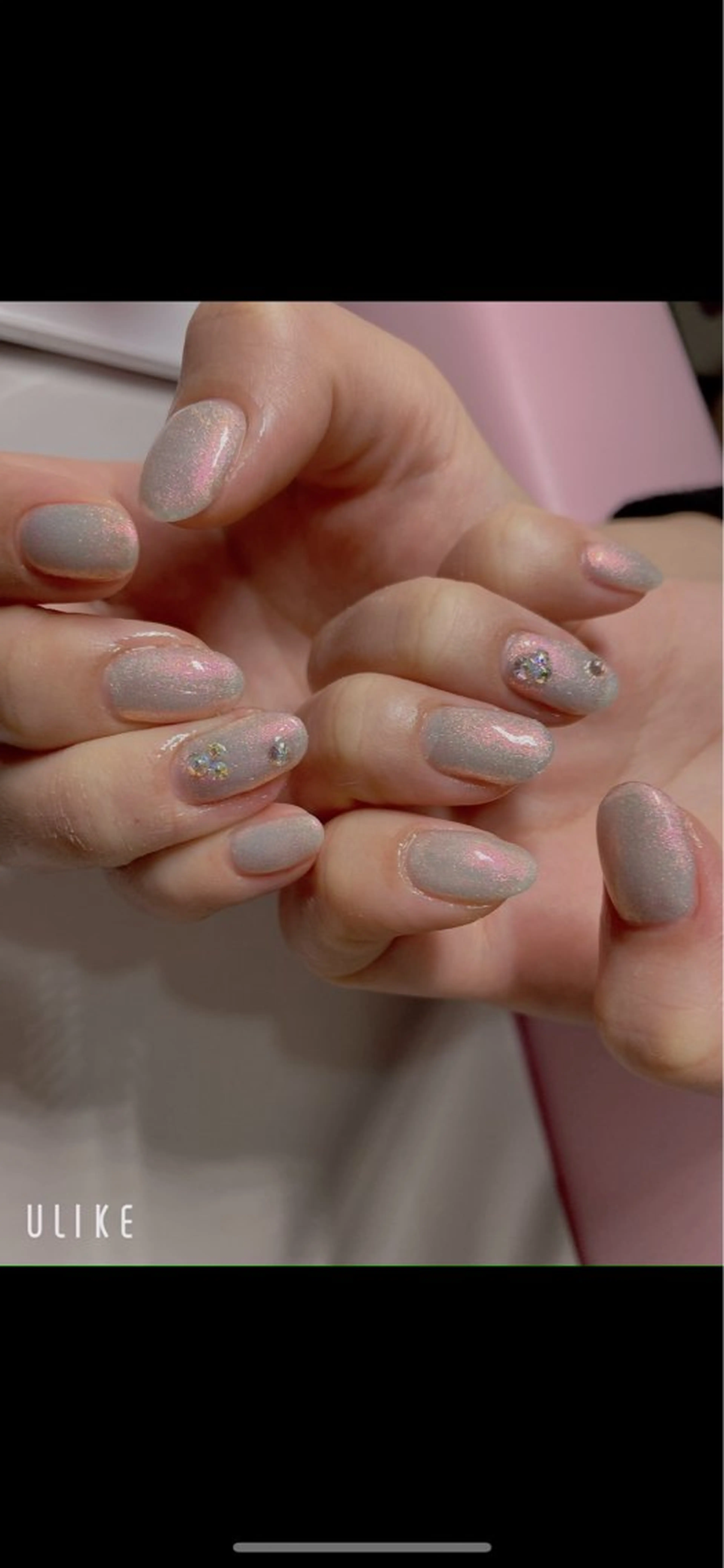 ネイル miu miuのネイルデザイン