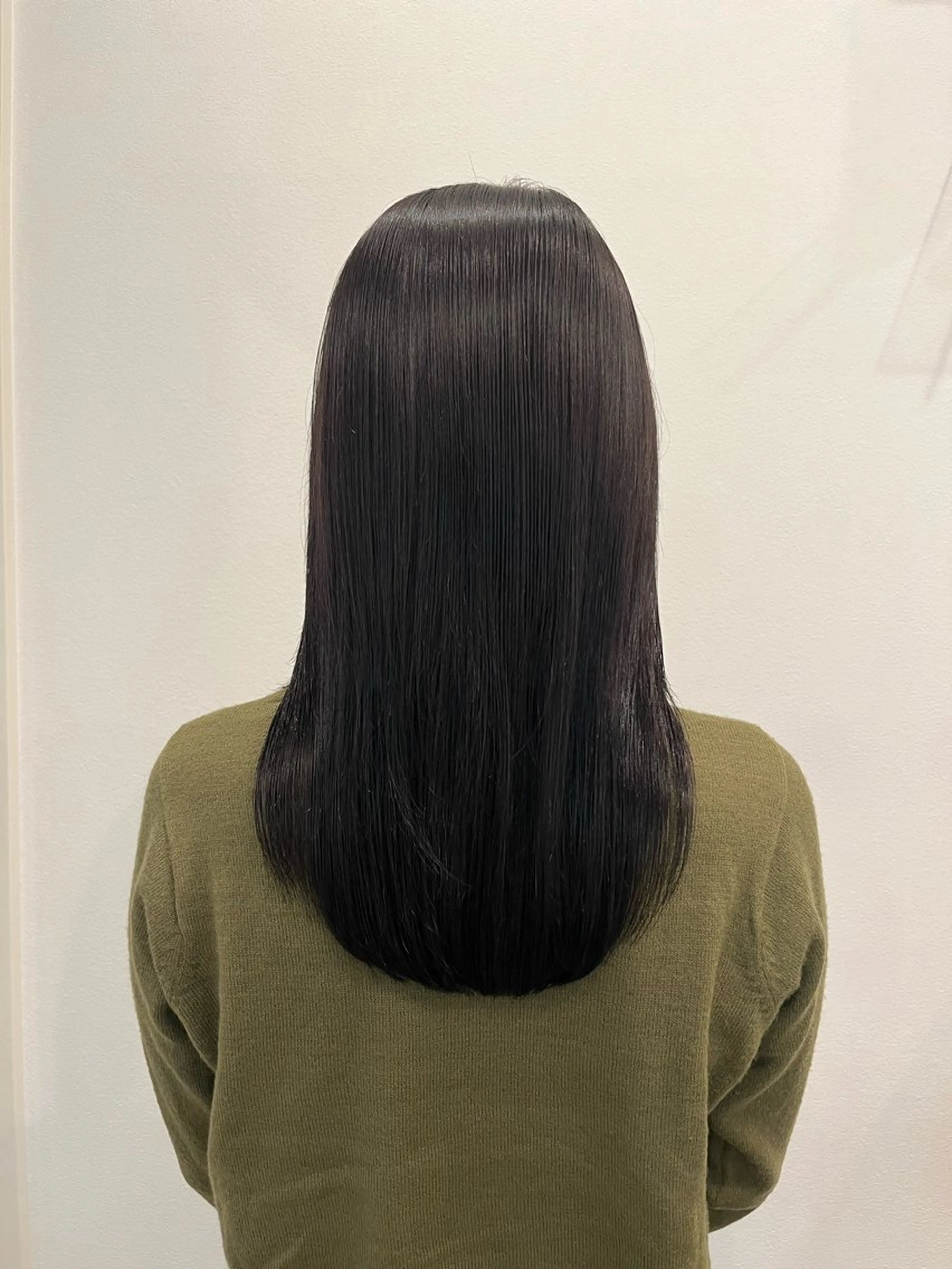 セミロング topa/高井 菜緒のヘアスタイル