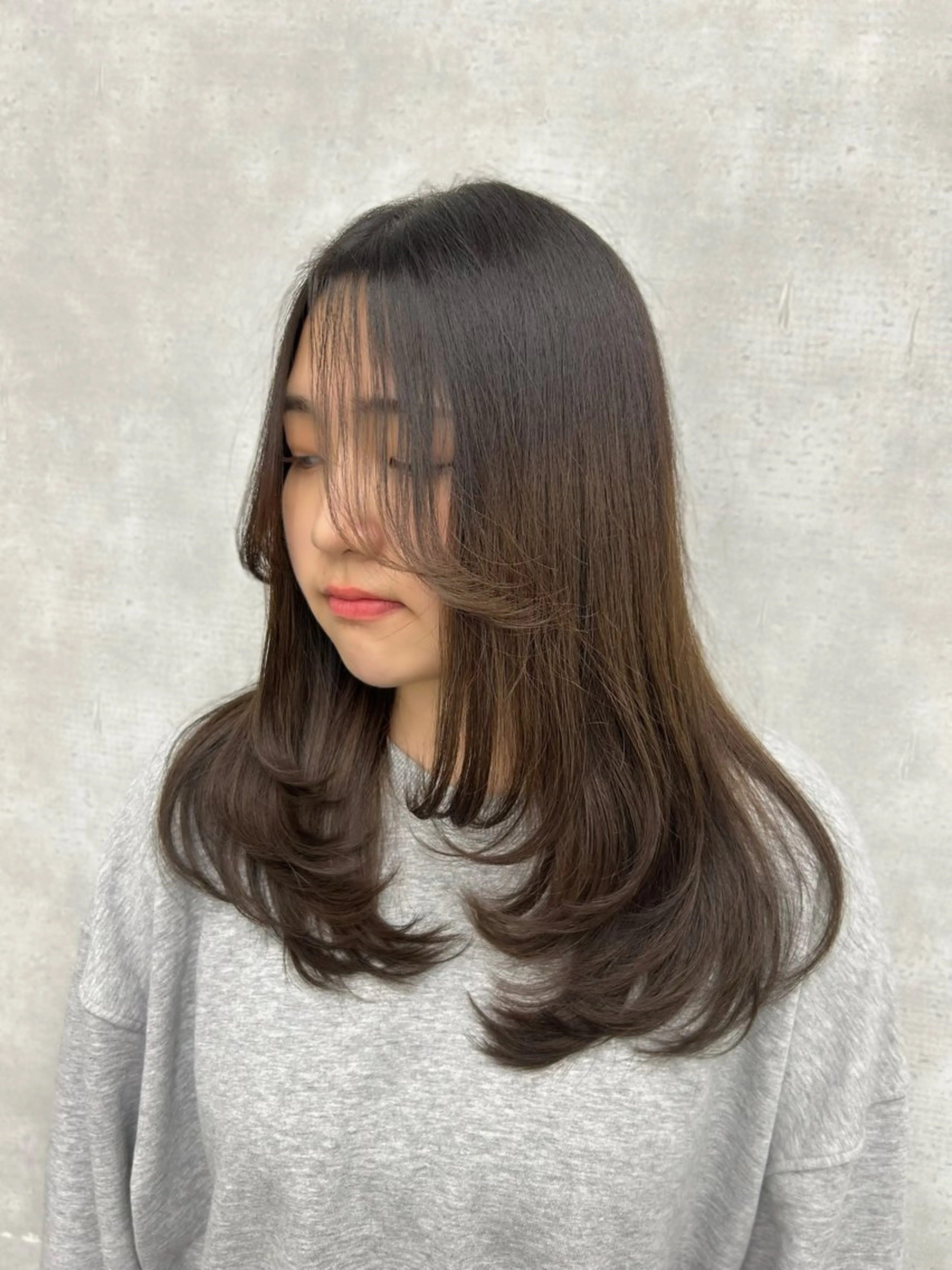 ロング レイヤーカット 縮毛矯正 トリートメント 大人レイヤー/艶髪 🇺🇸TOMONAのヘアスタイル