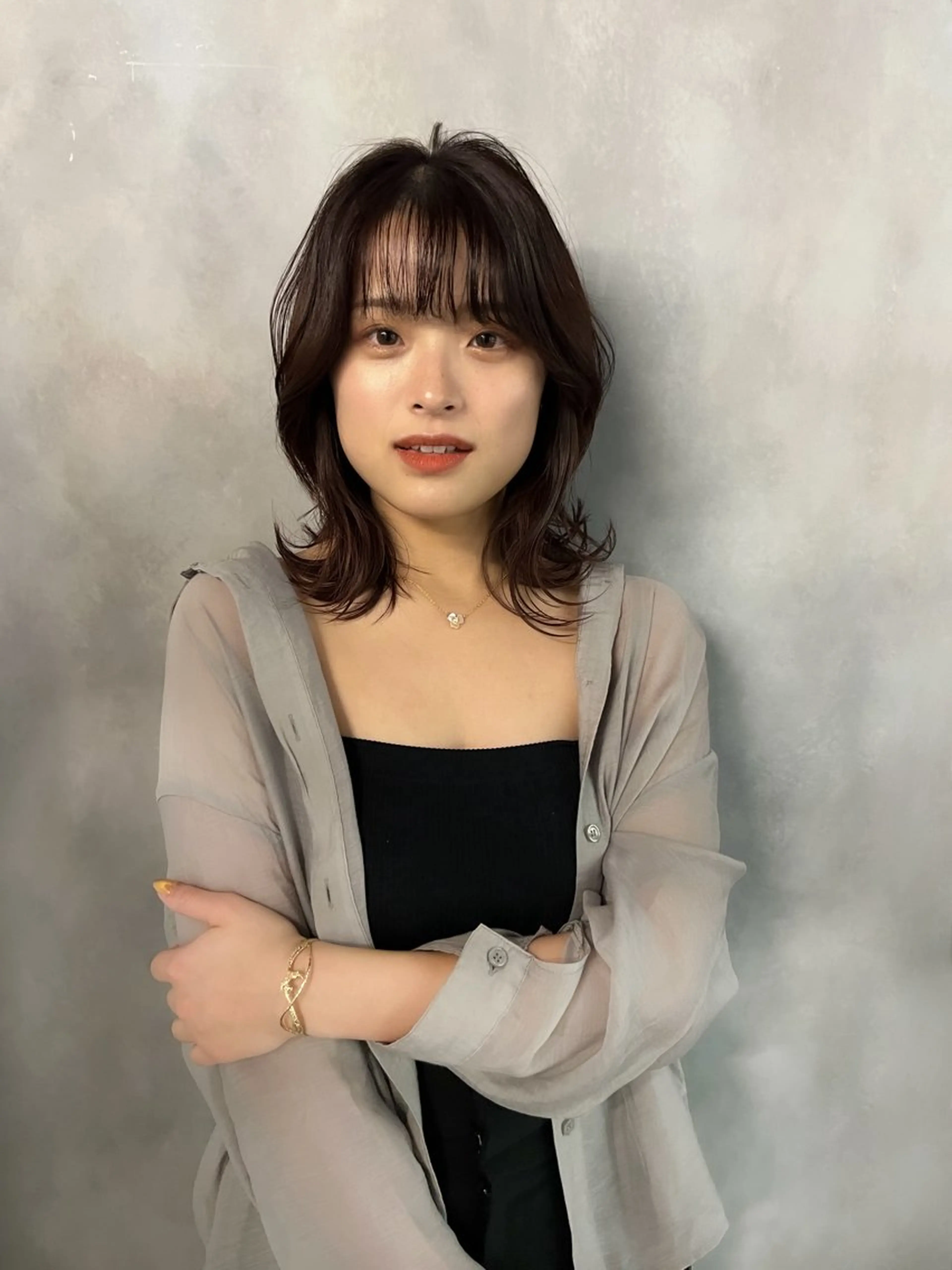 ミディアム カラー カット ヘアカラー トリートメント 坂本 理輝のヘアスタイル