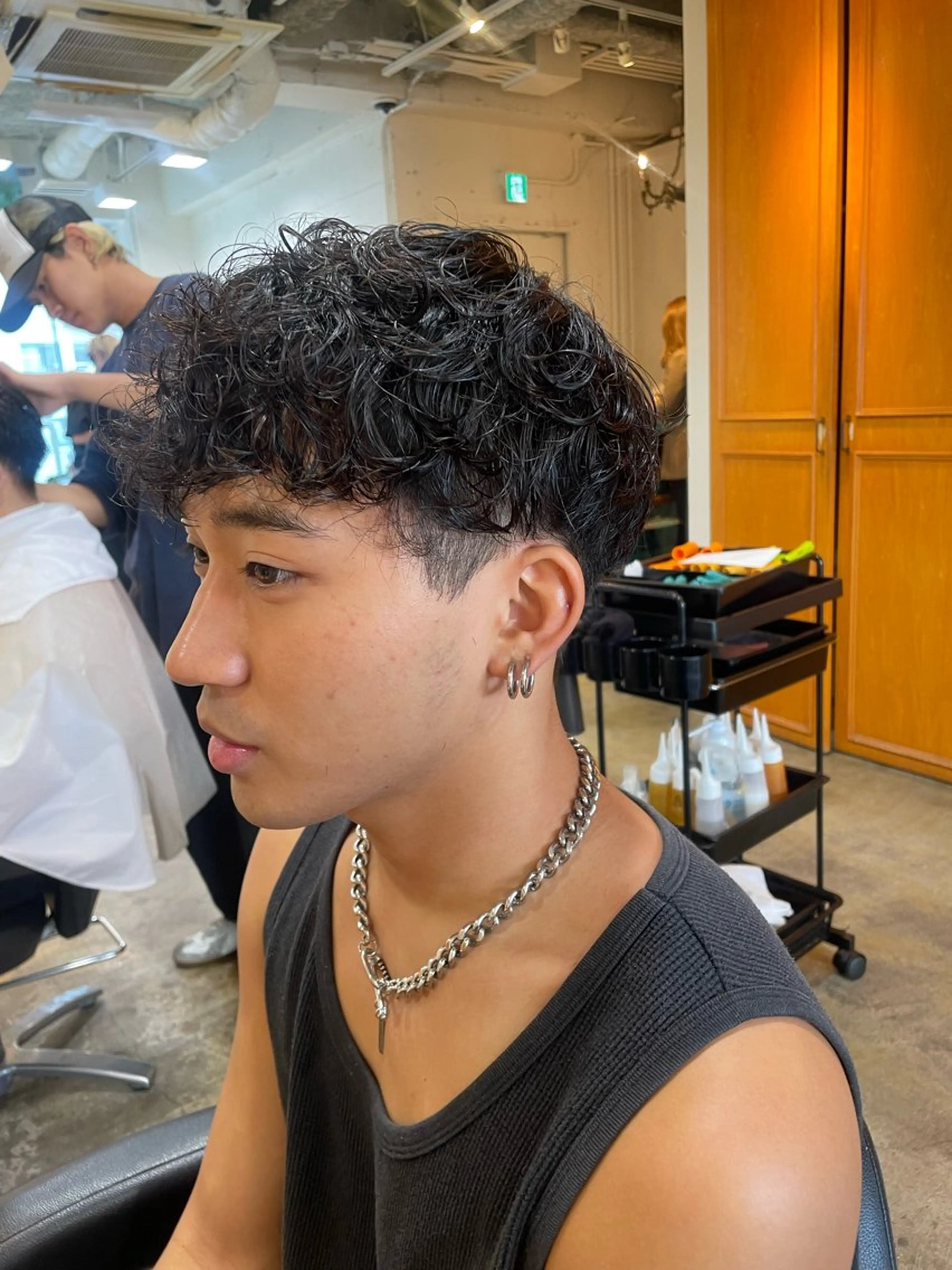 パーマ メンズ カット パーマ ナチュラル大人っぽい スタイル　MAORIのヘアスタイル