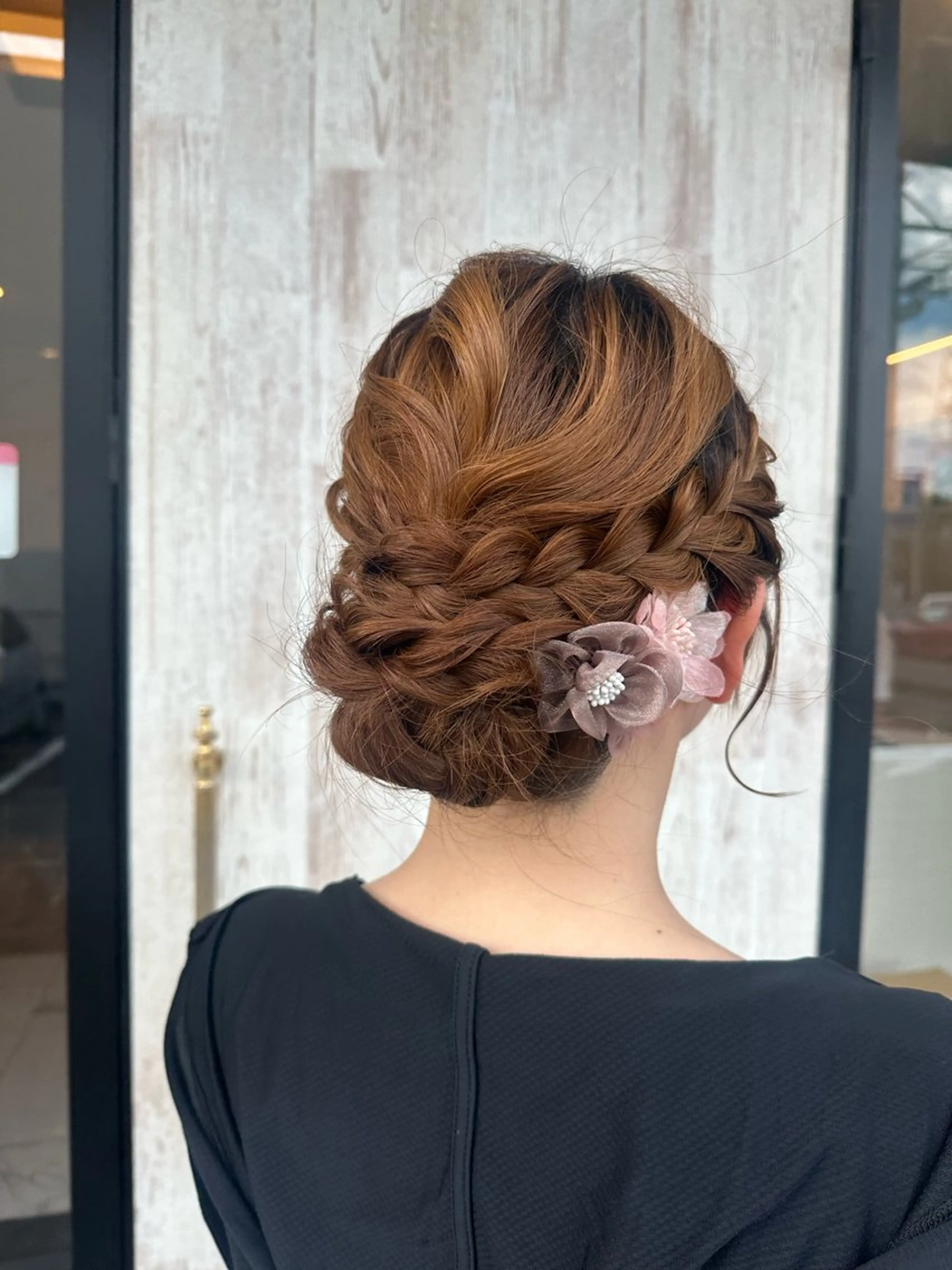 ヘアセット《アップスタイル》の写真