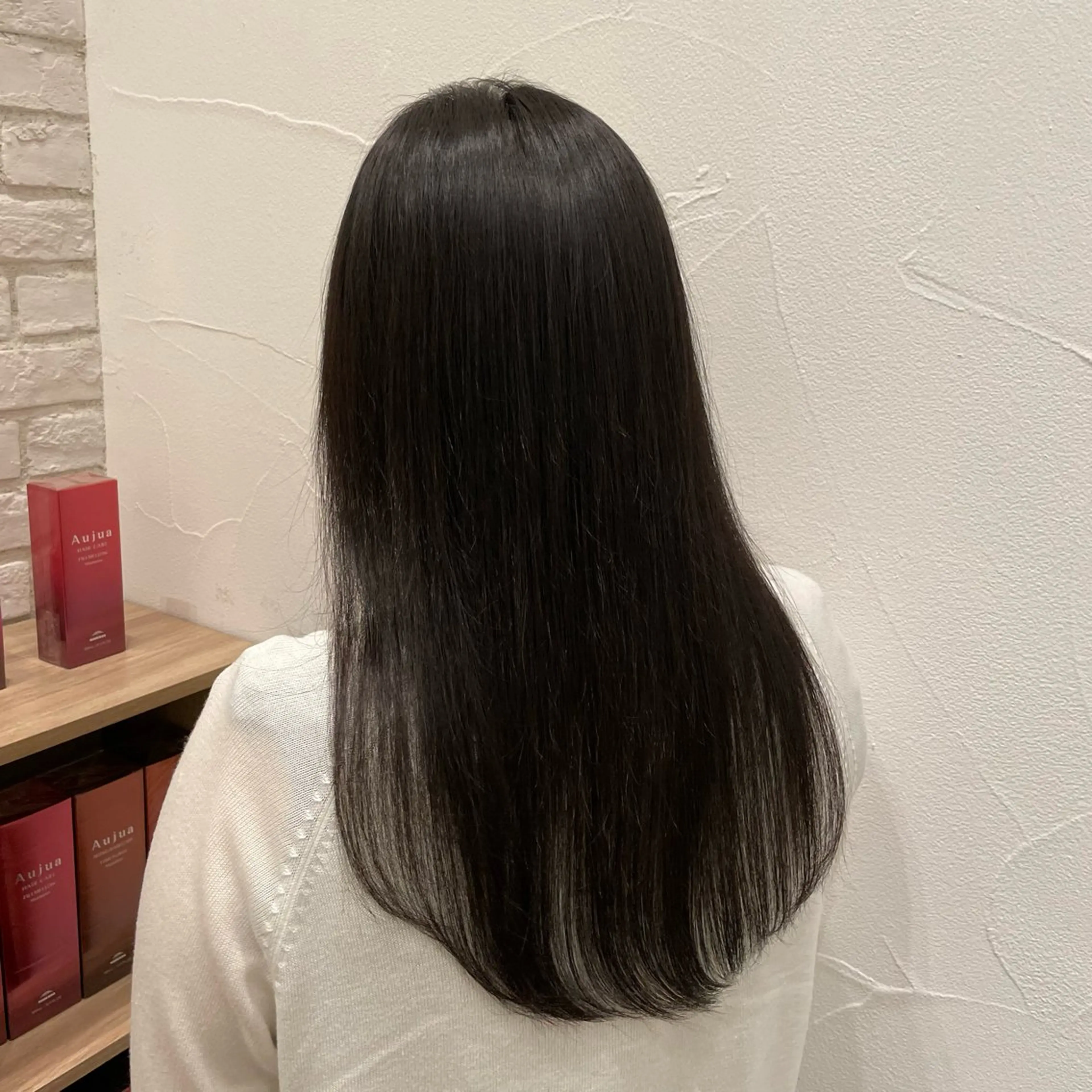 ロング パーマ 縮毛矯正 トリートメント 浦野 遥のヘアスタイル